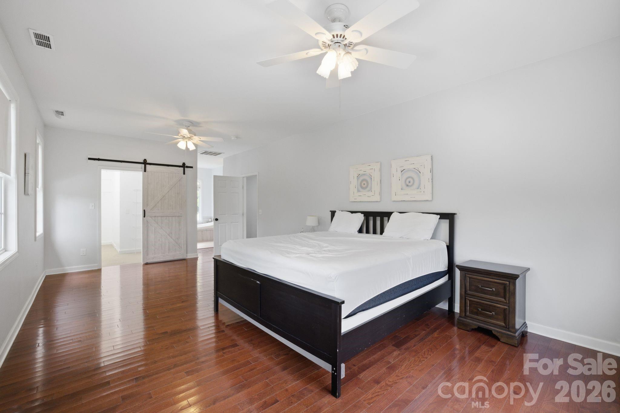 424 Mountain Harbor Drive Property Photo 28
