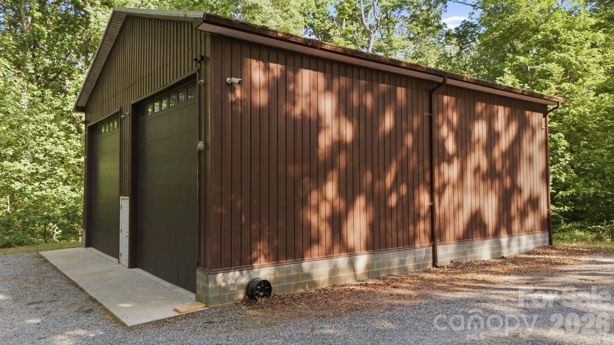 424 Mountain Harbor Drive Property Photo 44