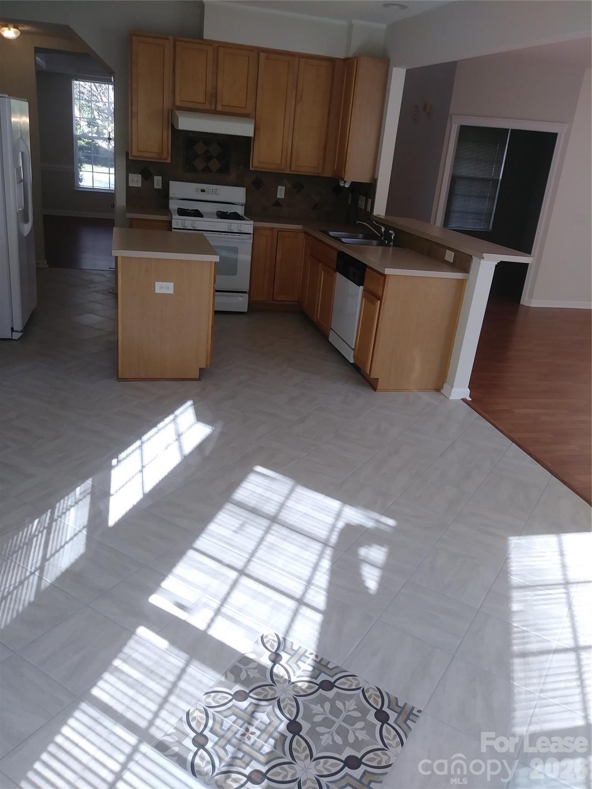 12029 Stone Forest Drive Property Photo 9