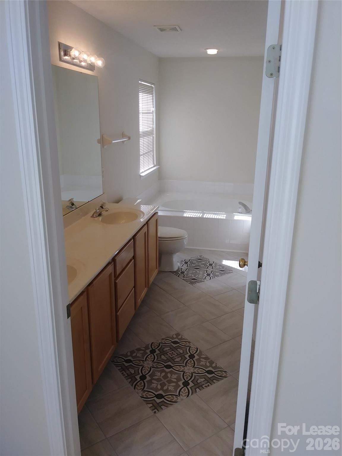12029 Stone Forest Drive Property Photo 10