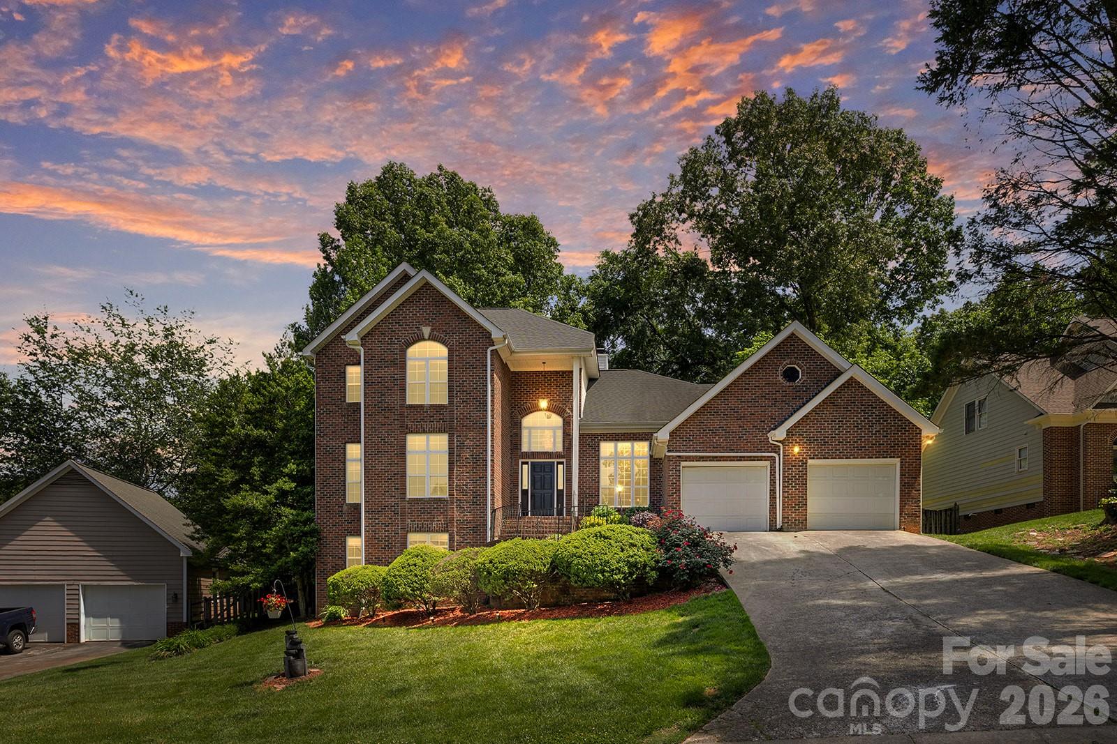 9111 Brocklehurst Lane