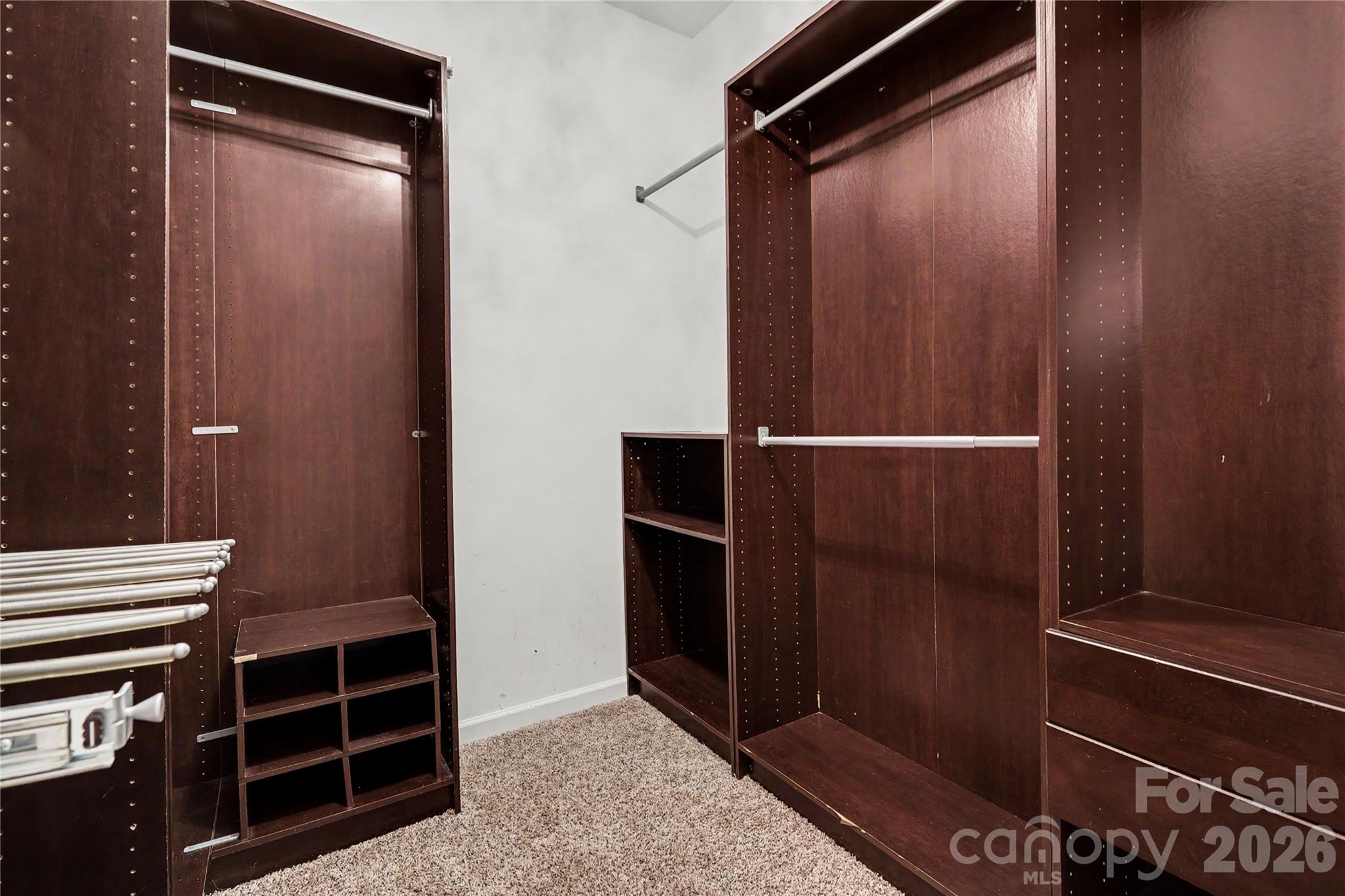 10312 Fairbourne Court Property Photo 17