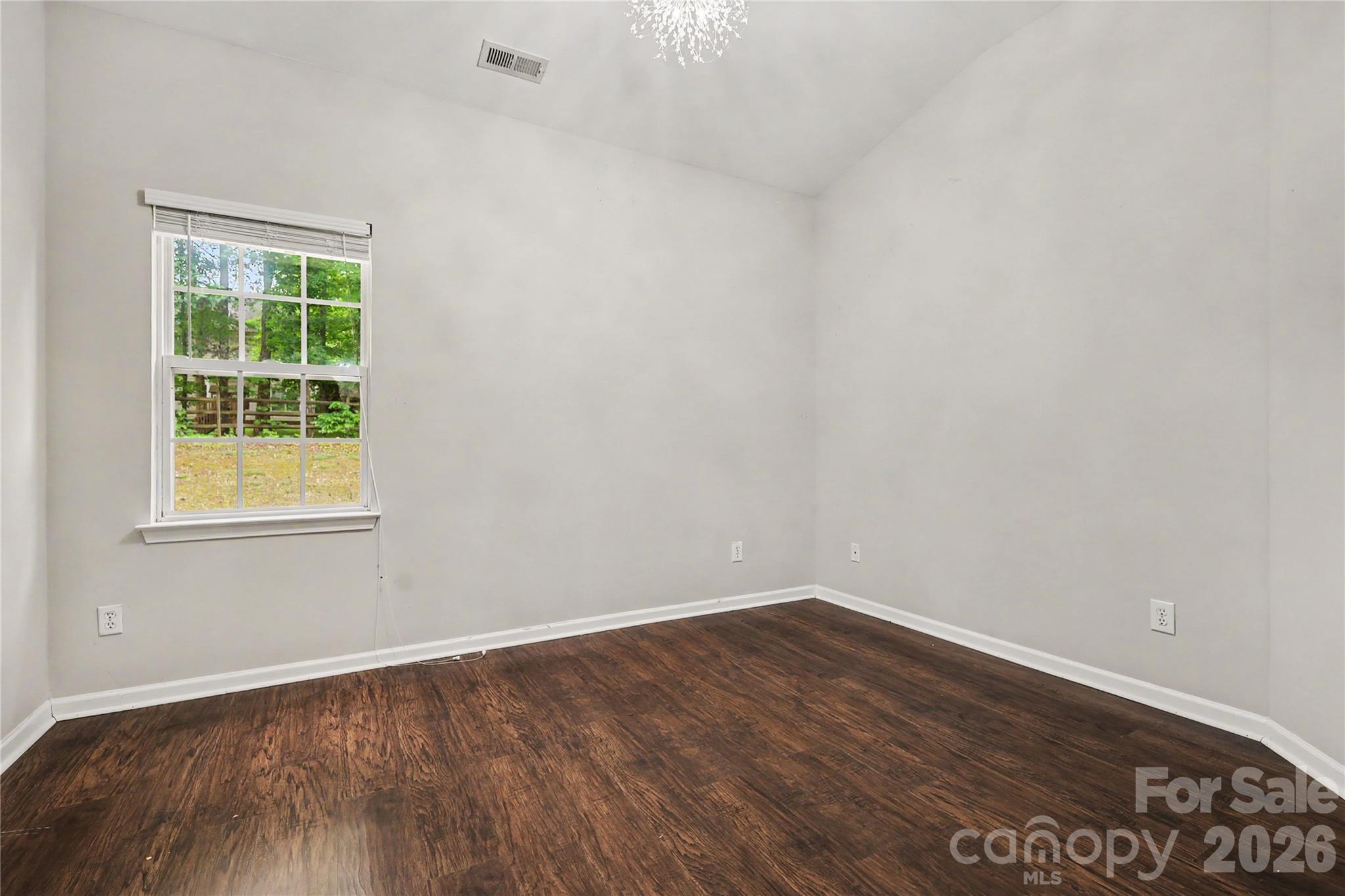 10312 Fairbourne Court Property Photo 19