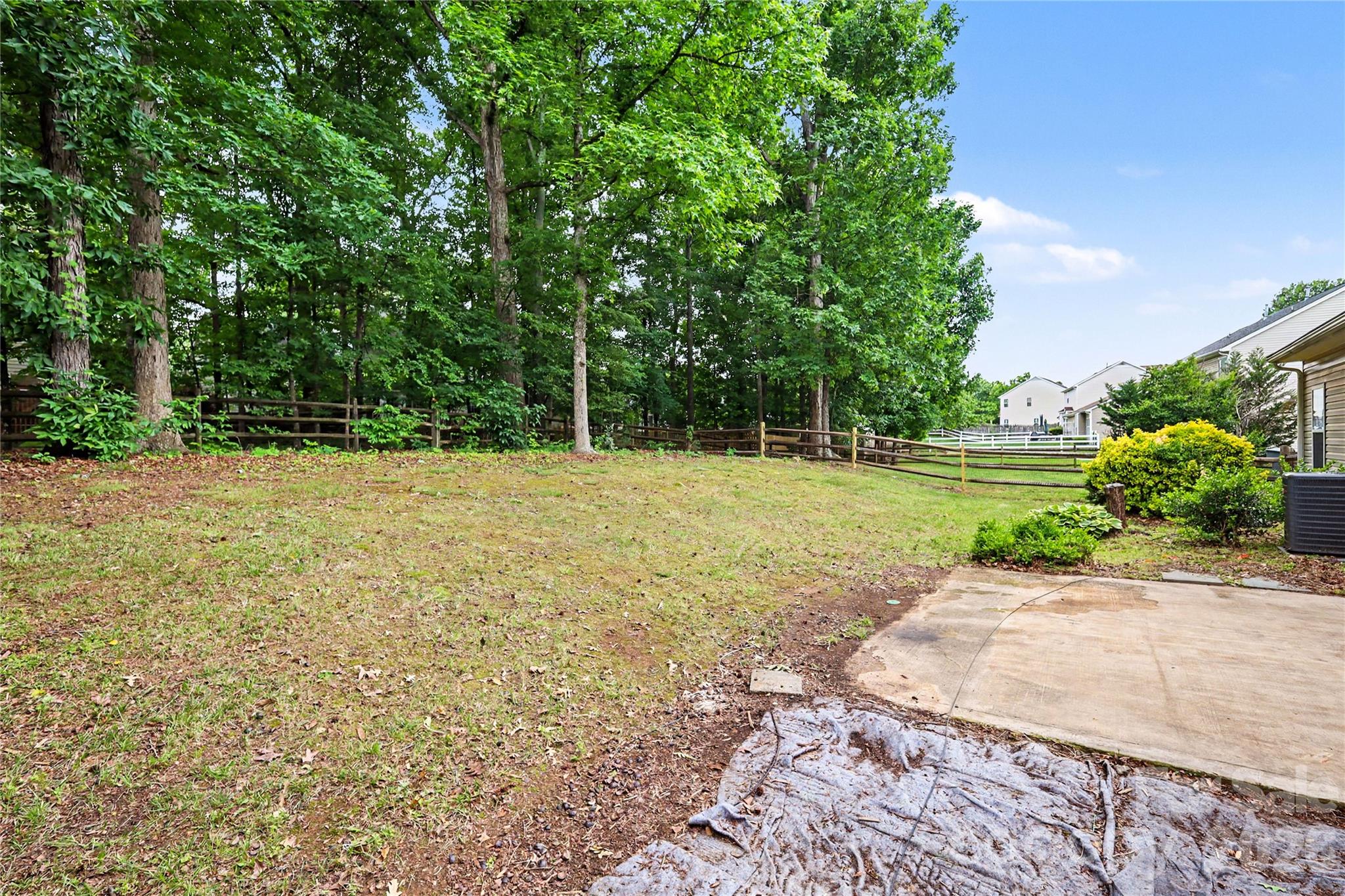 10312 Fairbourne Court Property Photo 23