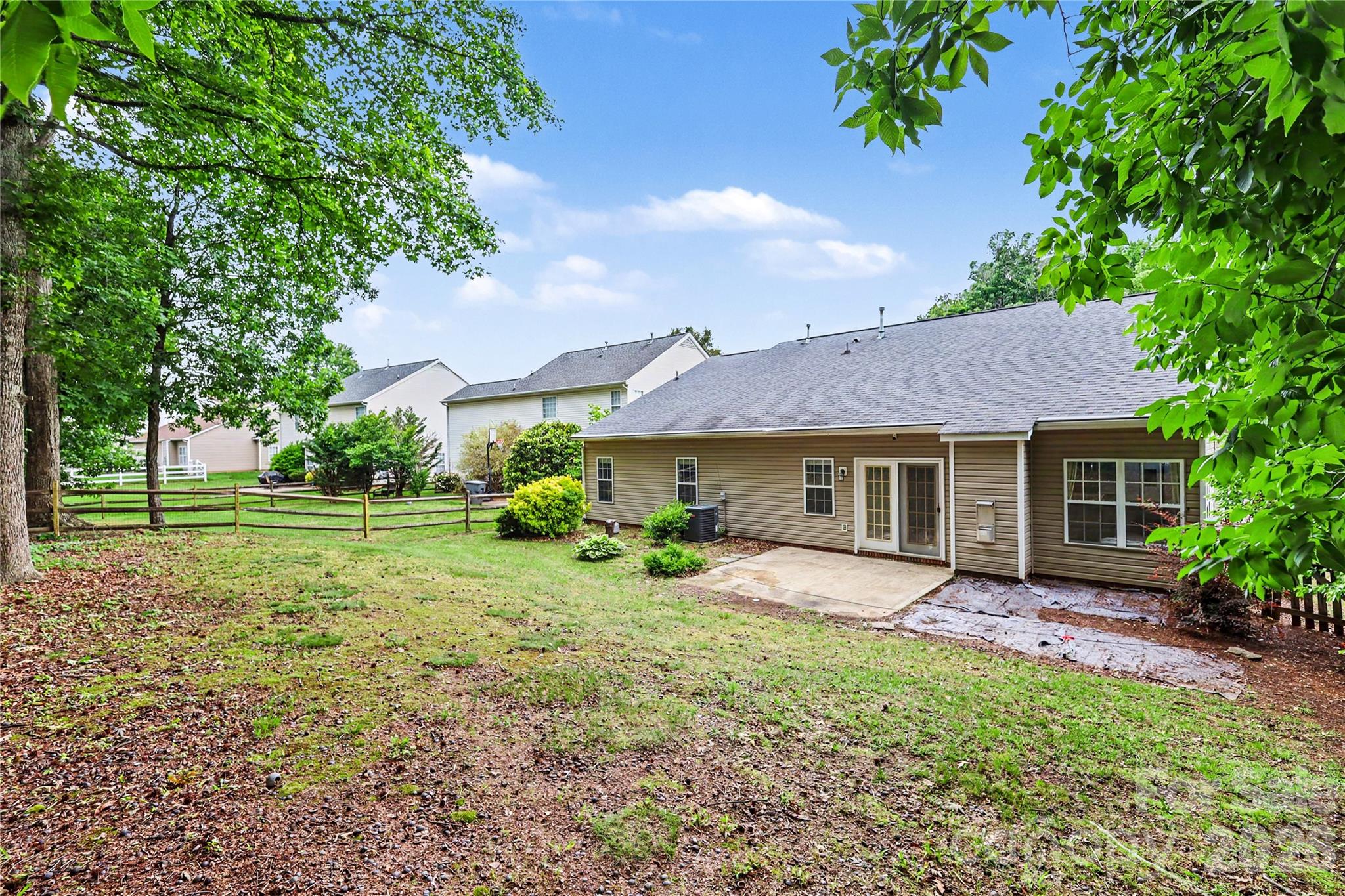 10312 Fairbourne Court Property Photo 25