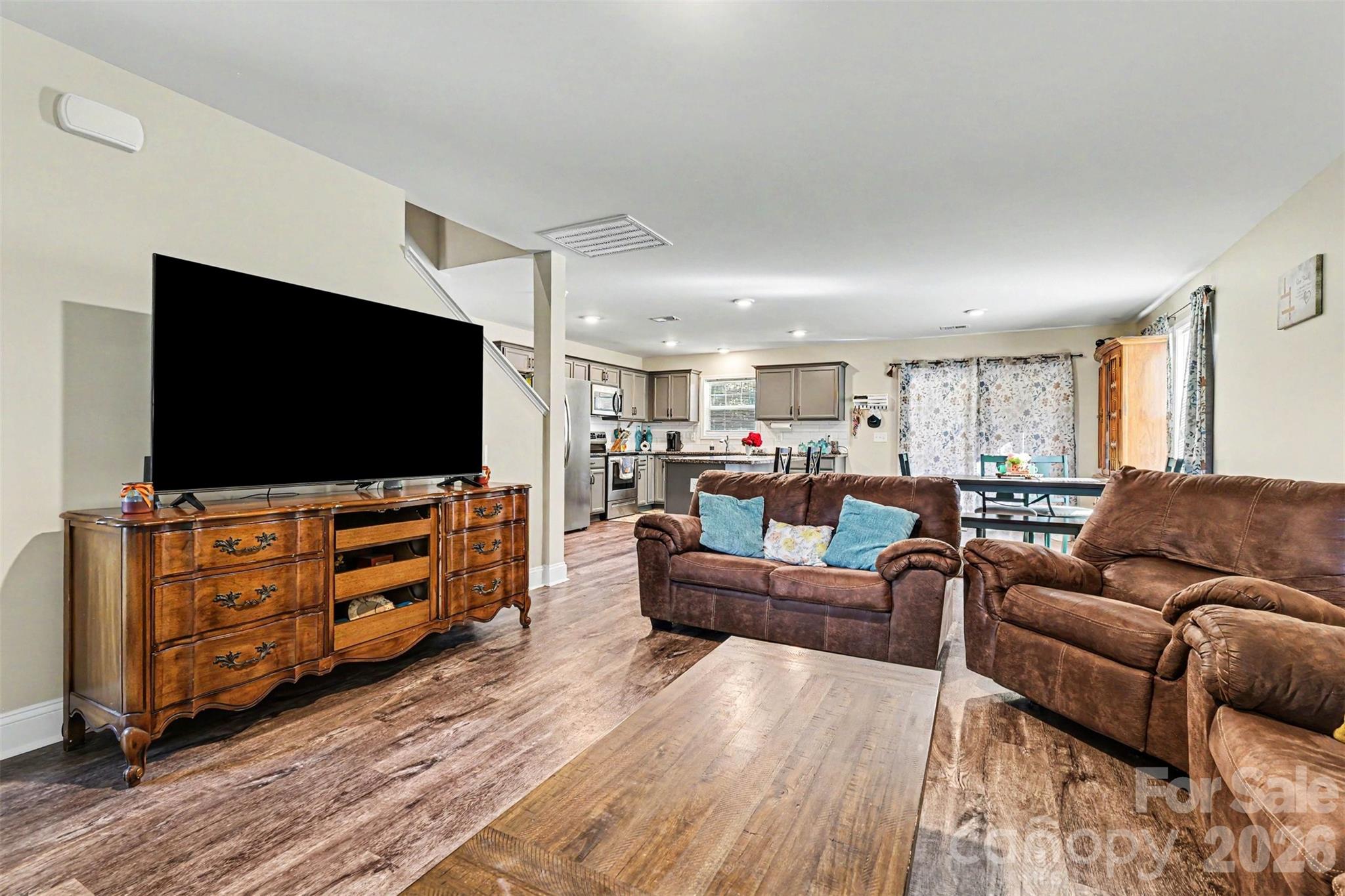 3401 Shillinglaw Road Property Photo 7