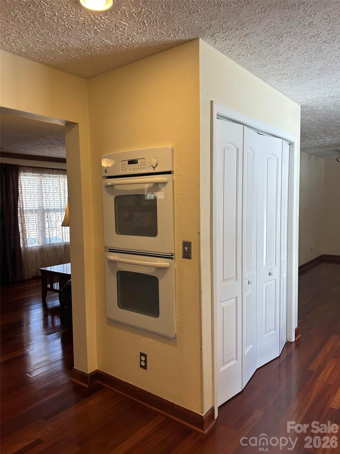 323 Swamp Fox Drive Property Photo 13