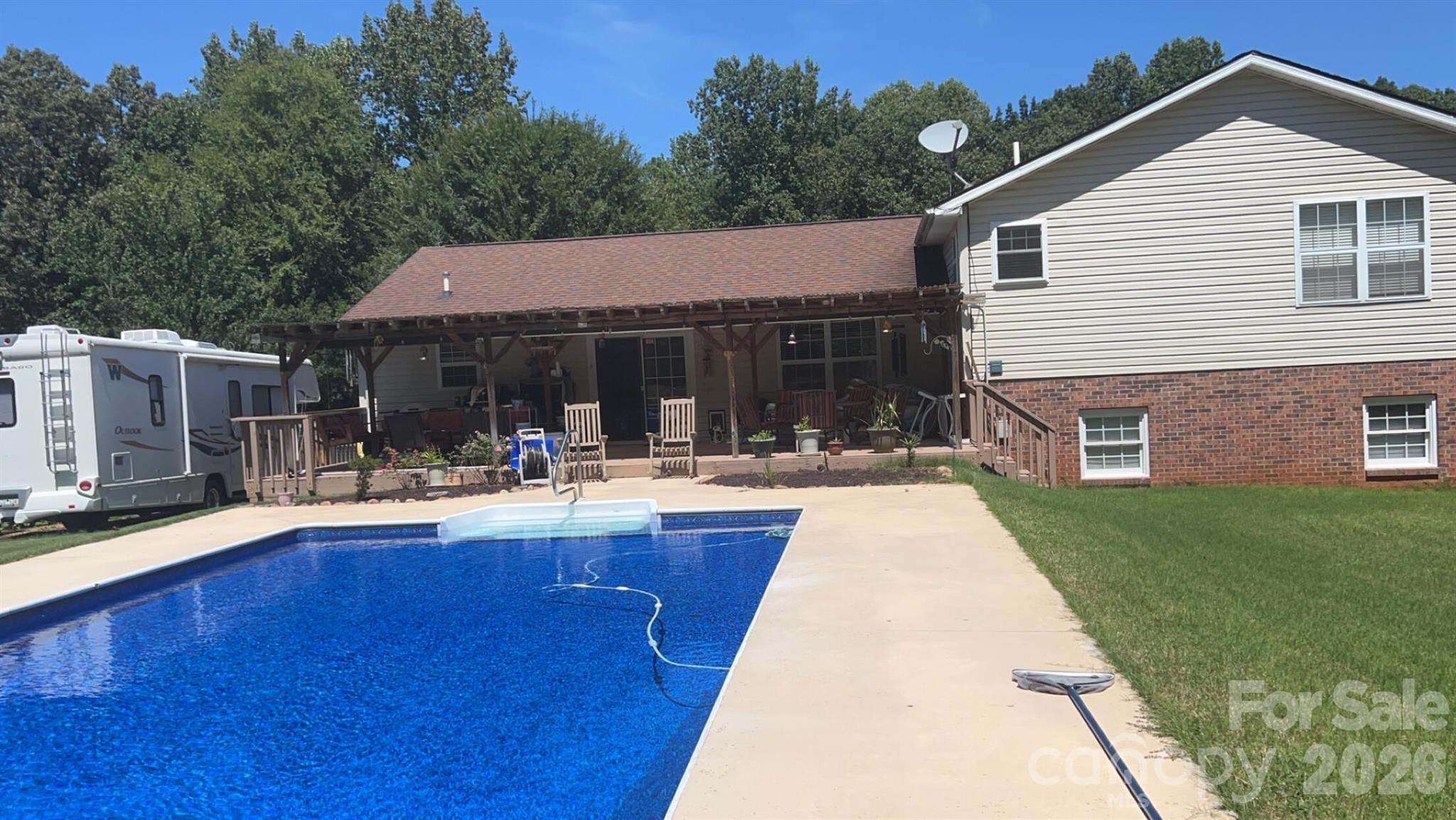 323 Swamp Fox Drive Property Photo 27