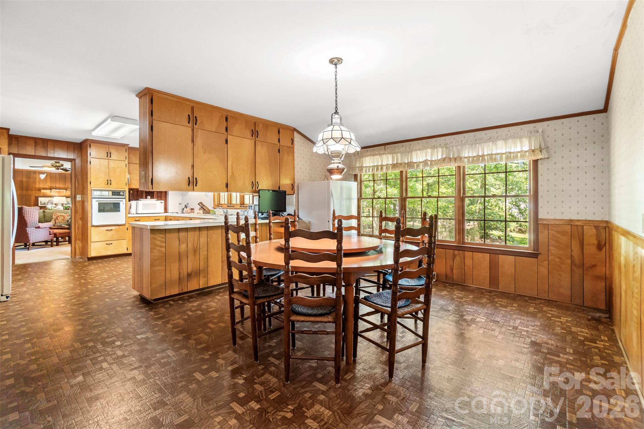 122 Forest Hills Drive 25 Property Photo 7