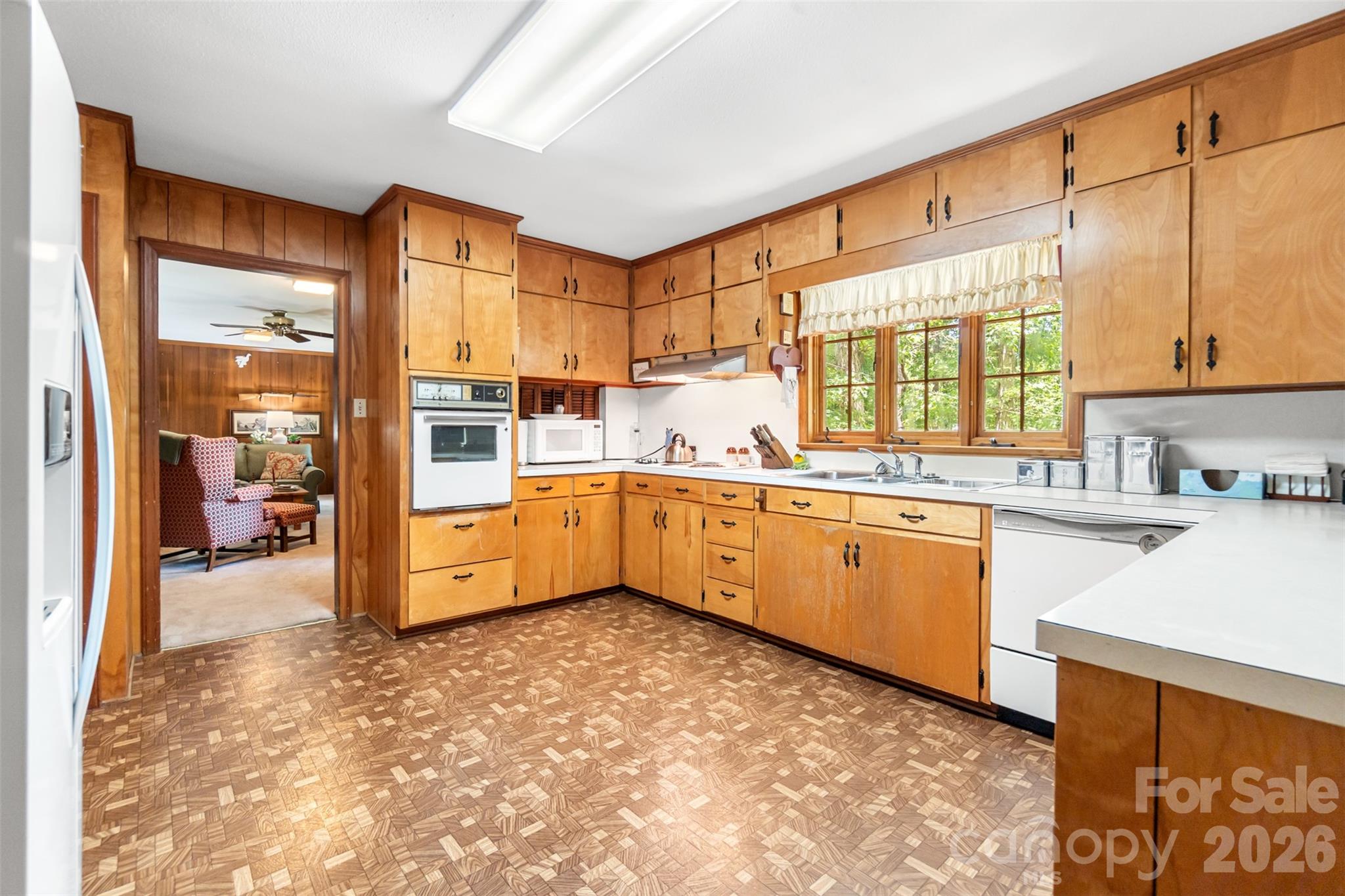 122 Forest Hills Drive 25 Property Photo 10