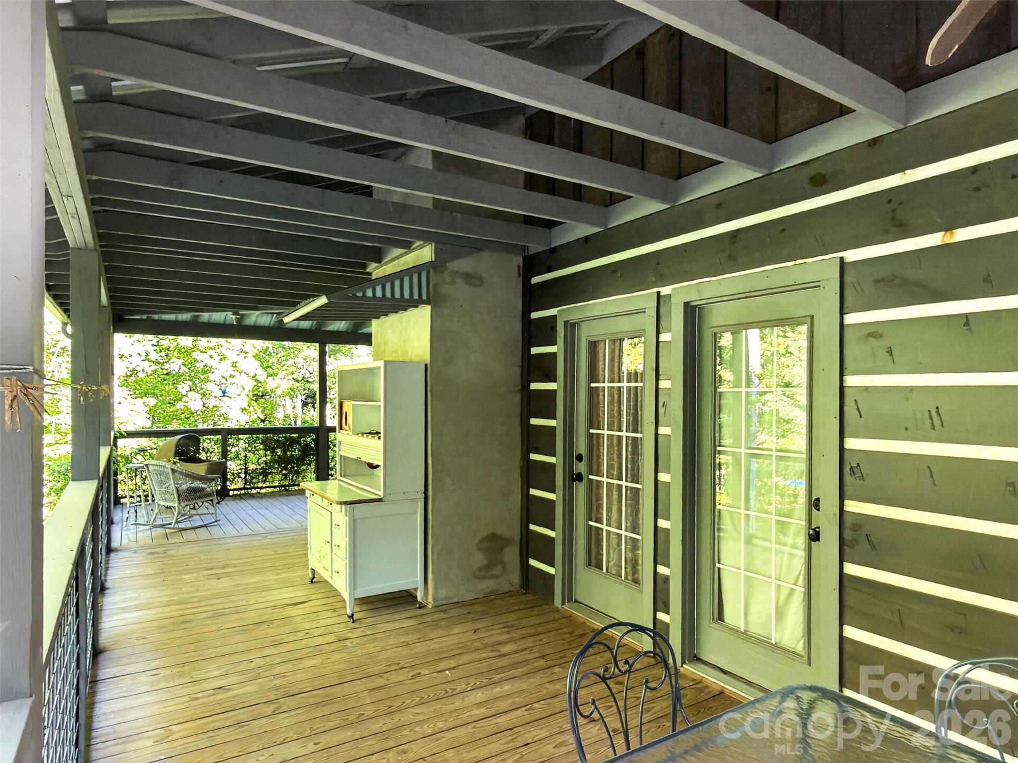 584 Clear Spring Trail 61 Property Photo 11