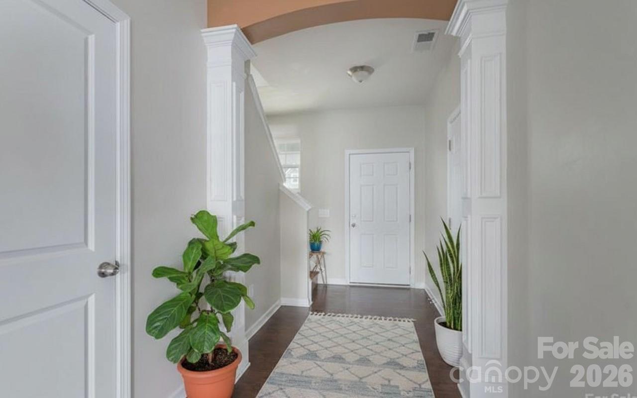 850 Windblown Place Property Photo 4