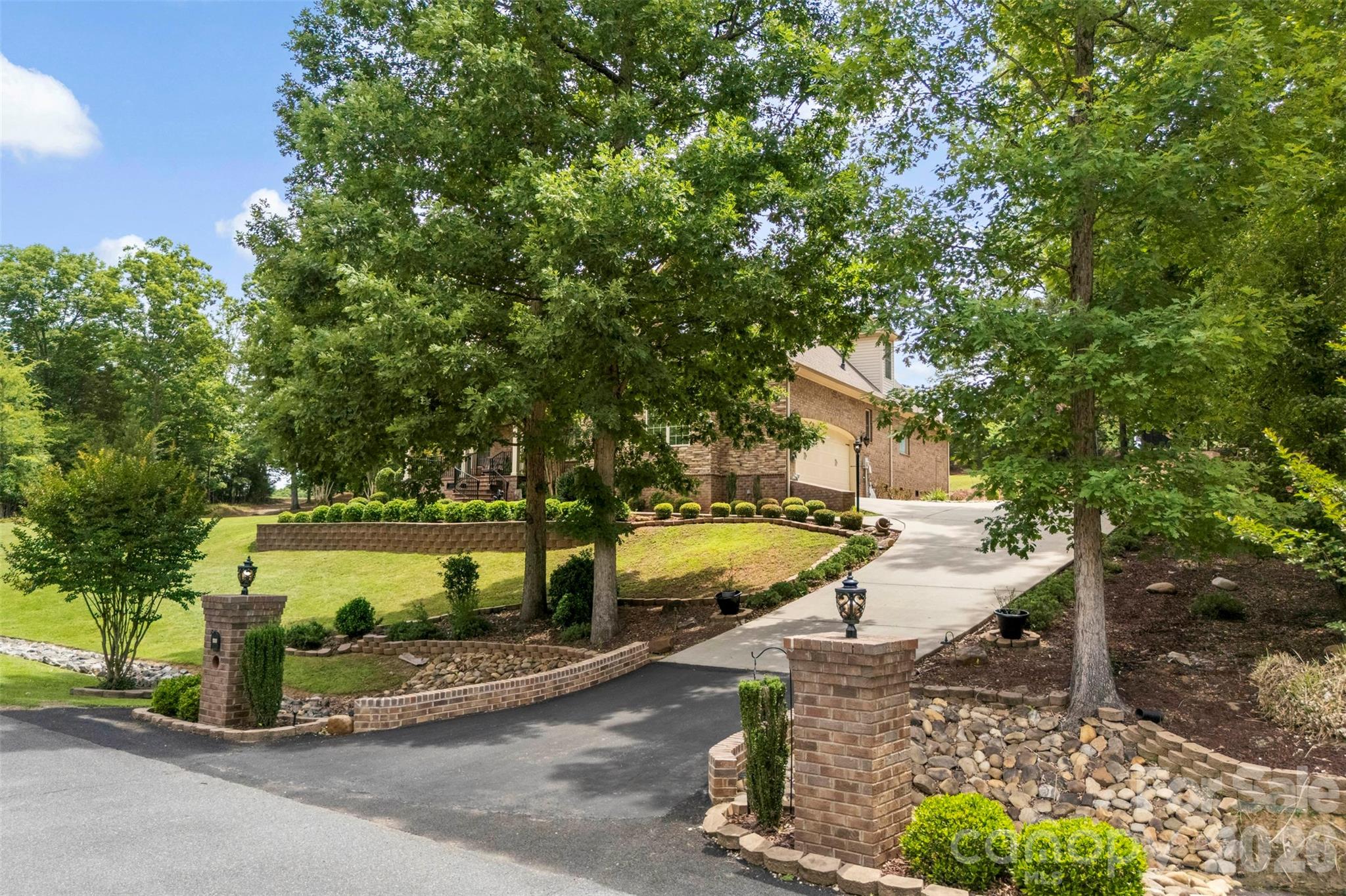 770 Cooks Cove Ridge Property Photo 4