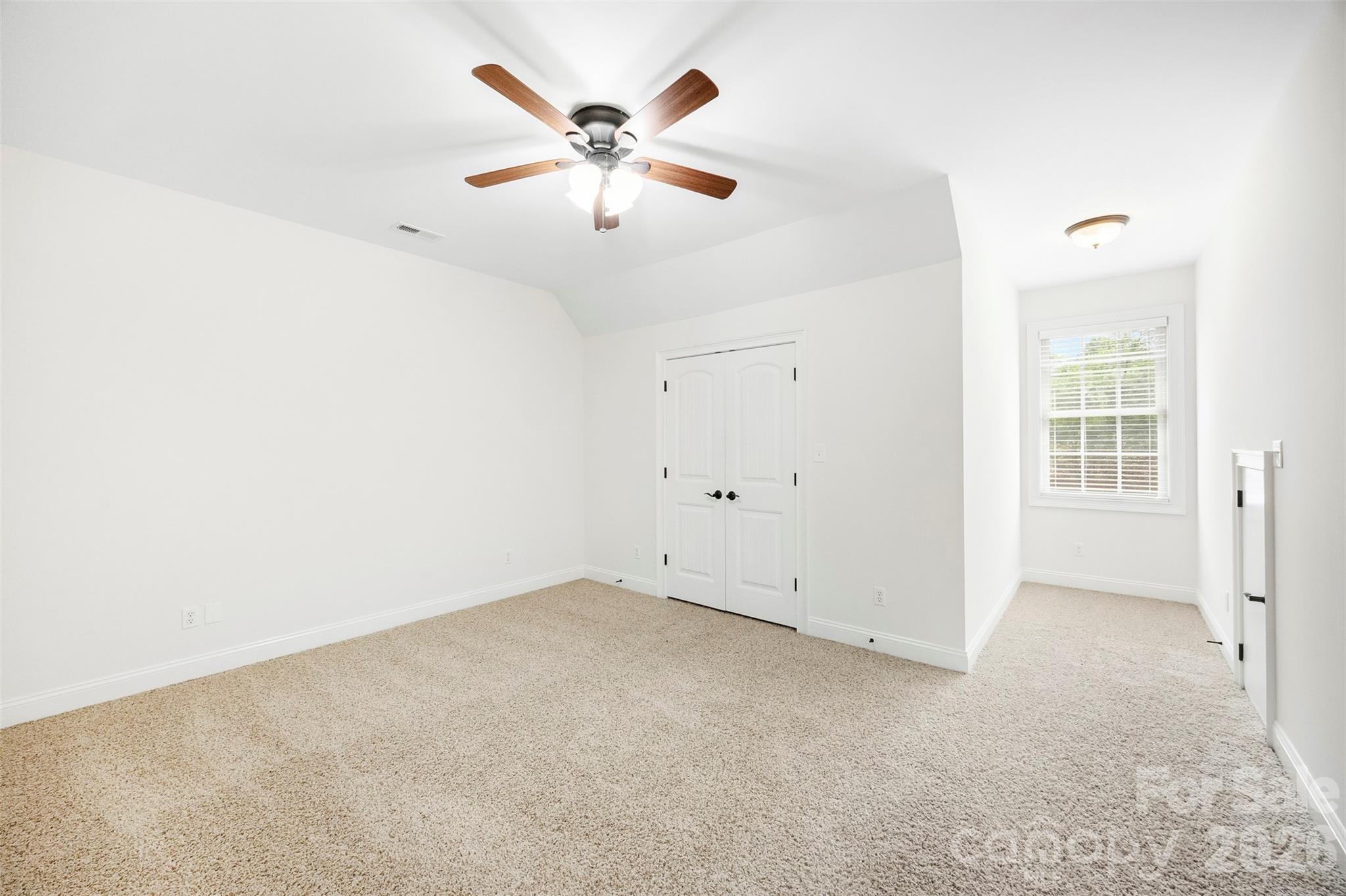 770 Cooks Cove Ridge Property Photo 27