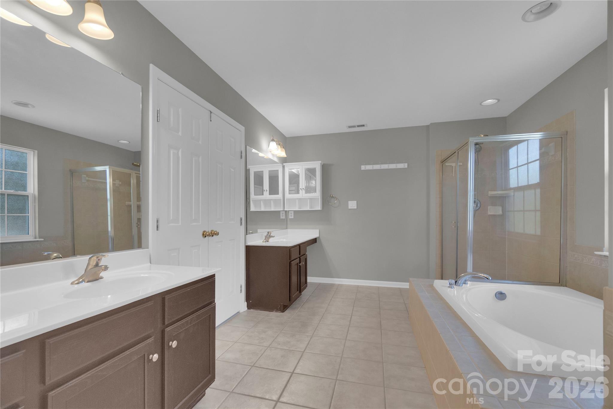 1007 Butterburr Drive Property Photo 33