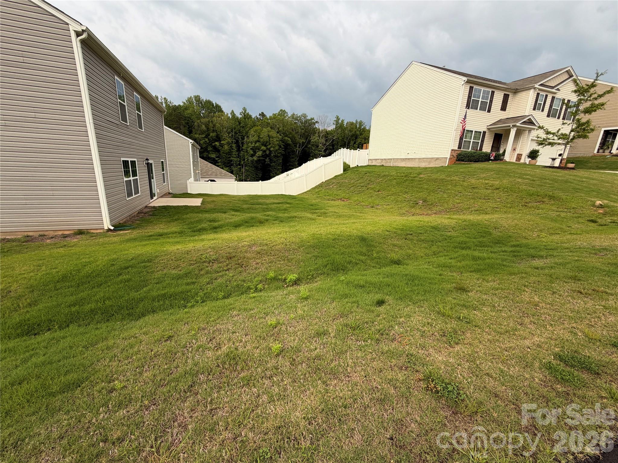 7868 Whispering Stream Drive Property Photo 4