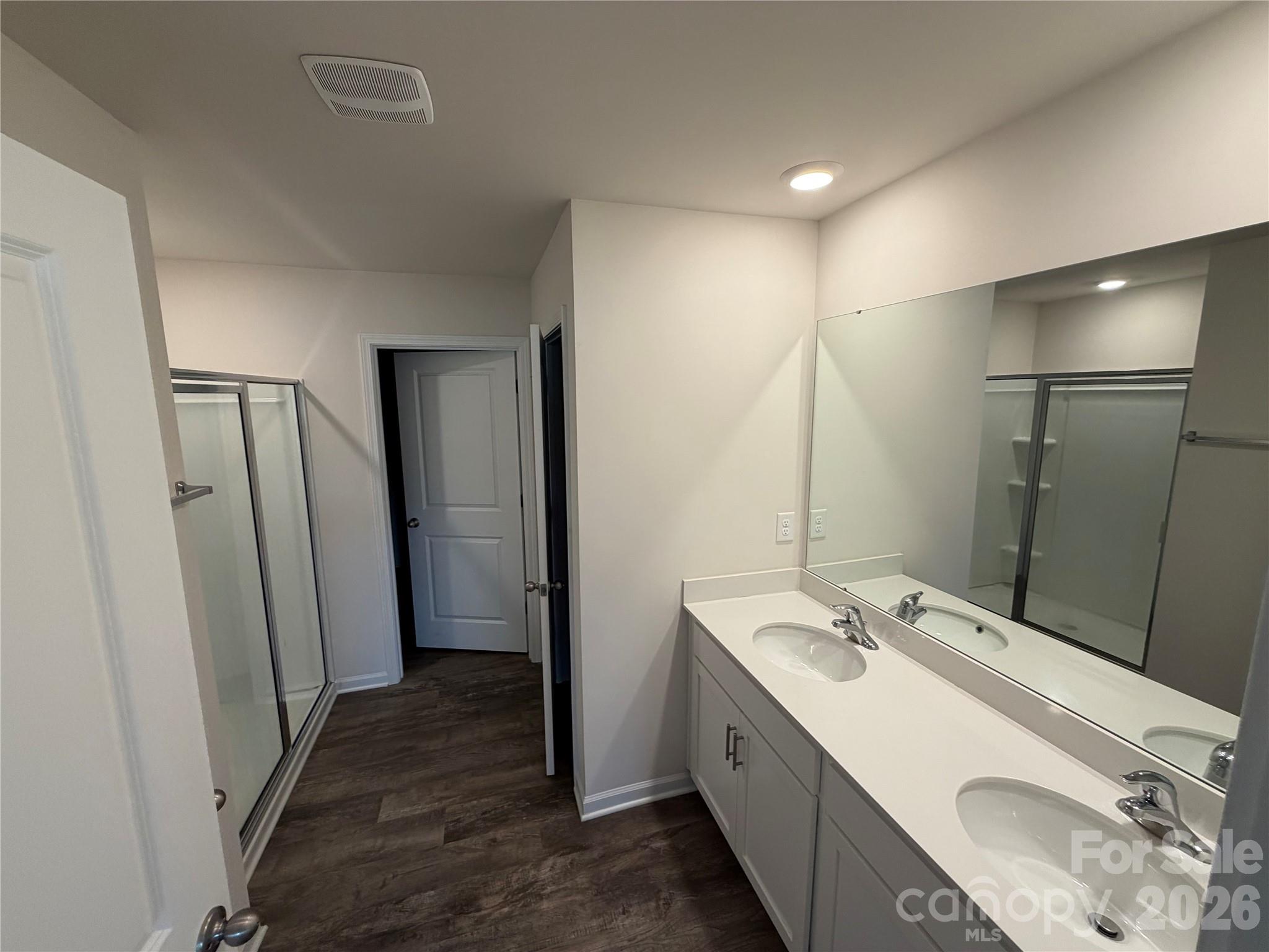 7868 Whispering Stream Drive Property Photo 23