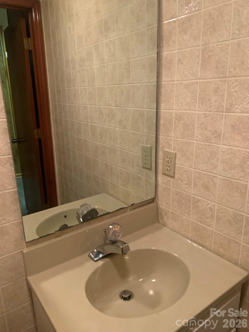 117 W Union Street Property Photo 31