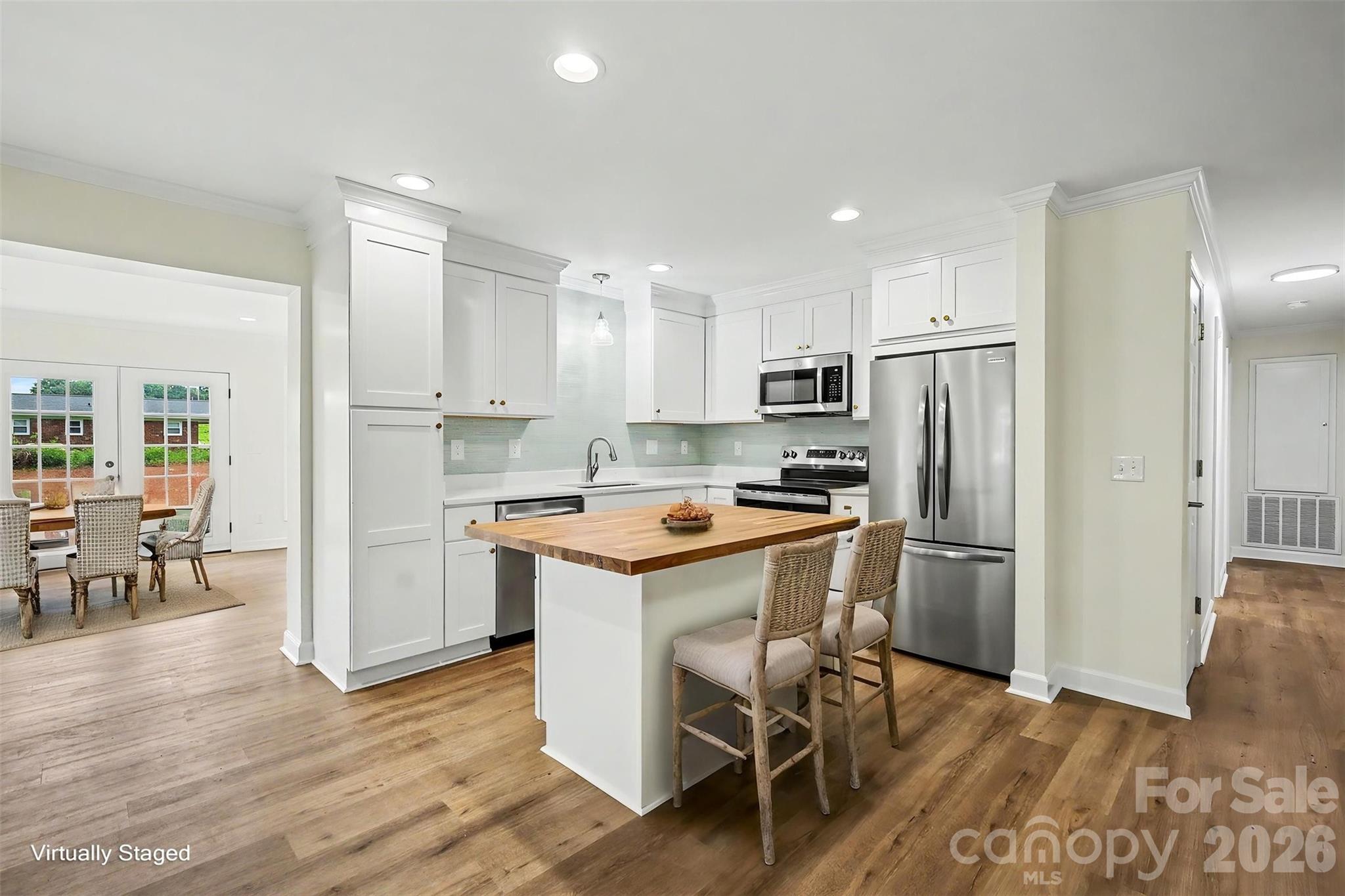 24454 Dillon Road Property Photo 5