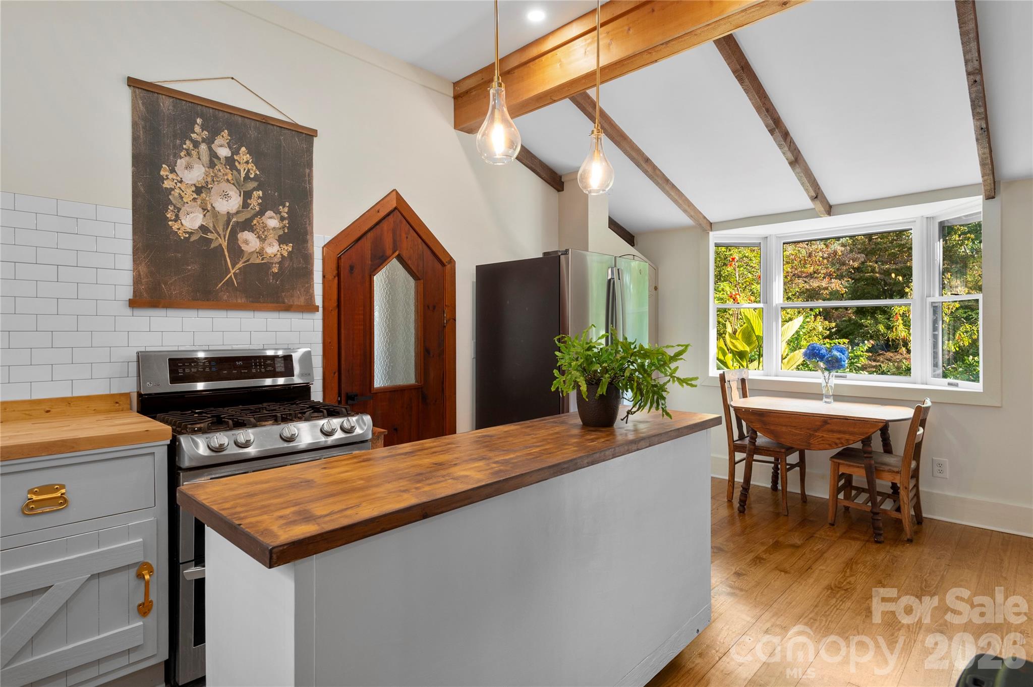 528 Padgettown Road Property Photo 10
