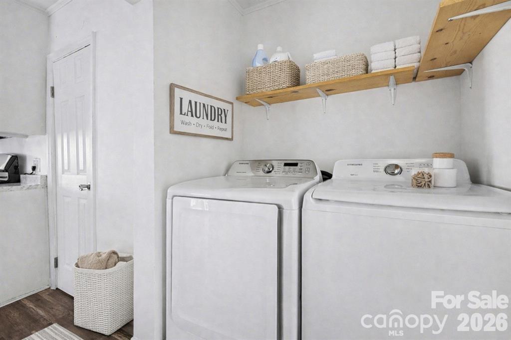 198 Buffalo Avenue Property Photo 14