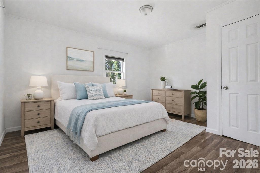 198 Buffalo Avenue Property Photo 24
