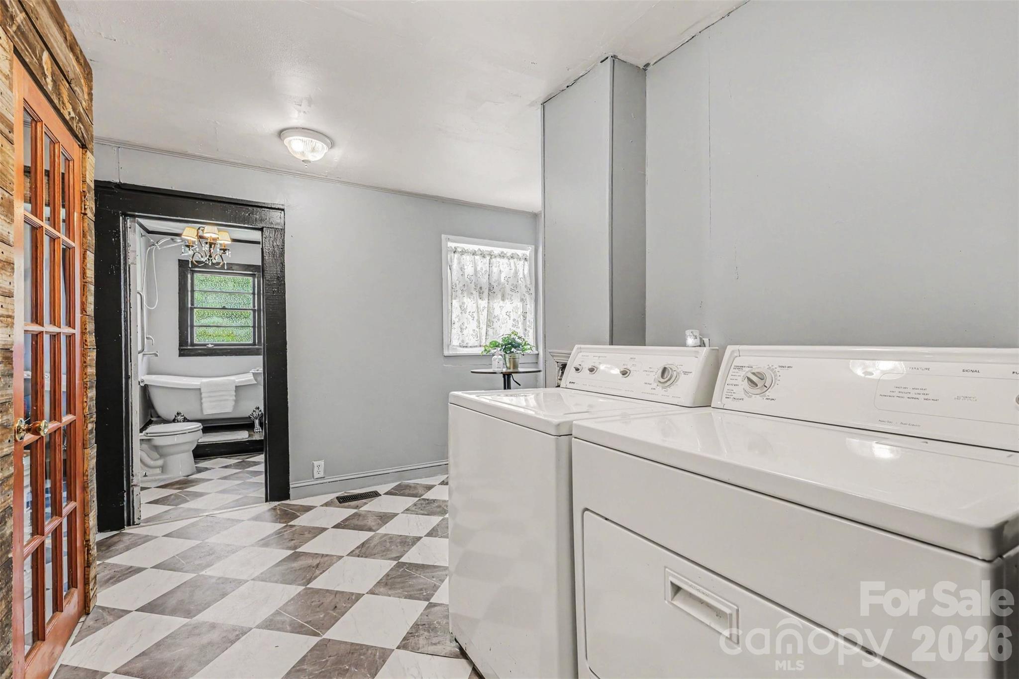 107 Hinton Street Property Photo 14