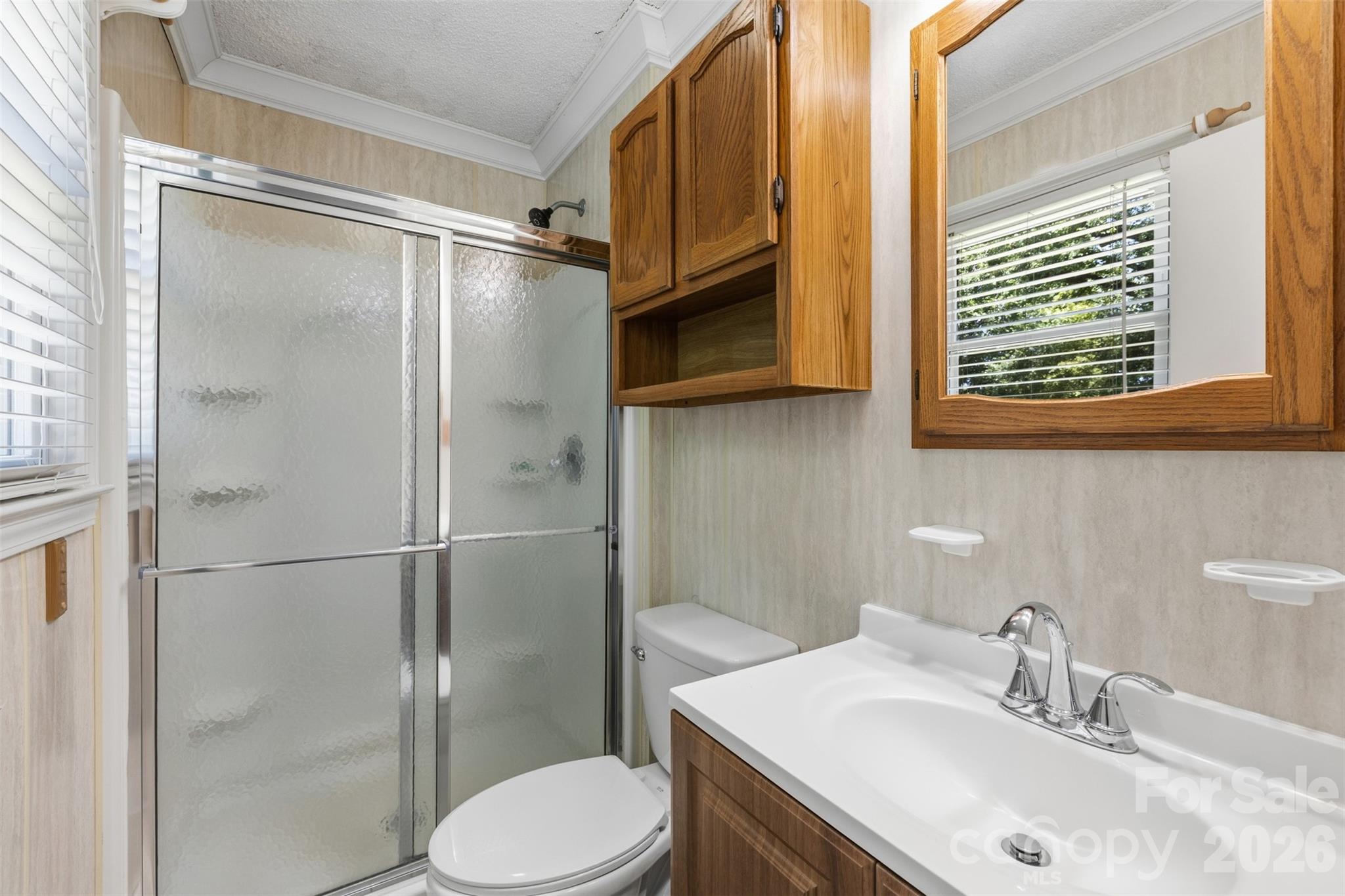 1542 Fieldcrest Circle Property Photo 11