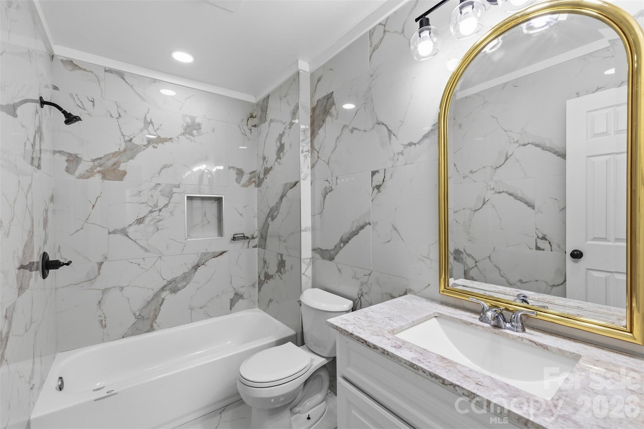 1542 Fieldcrest Circle Property Photo 14