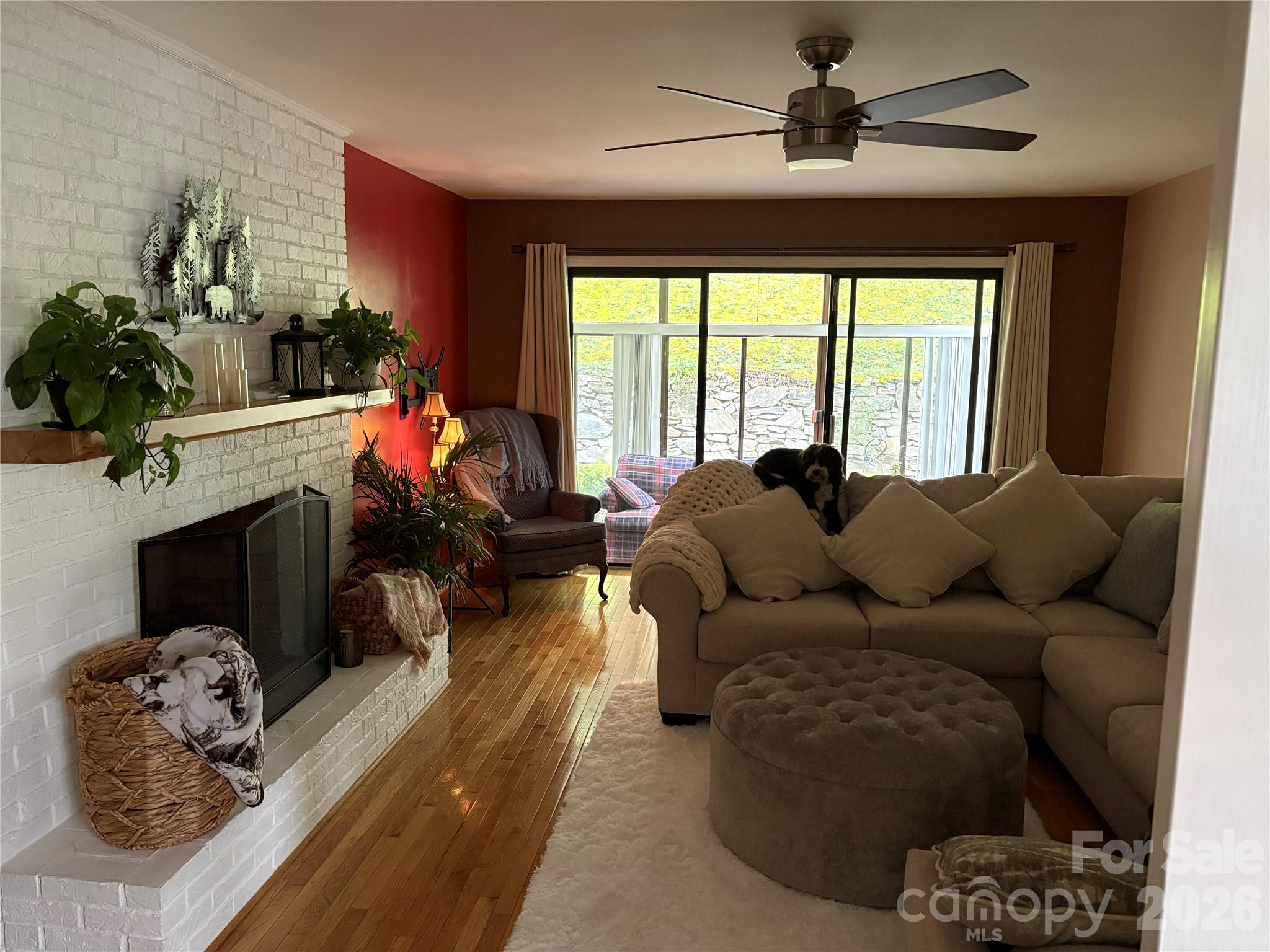 610 Britton Creek Drive Property Photo 1