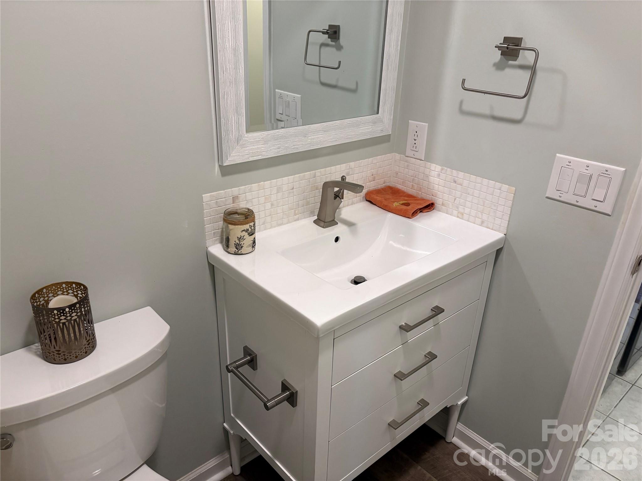 610 Britton Creek Drive Property Photo 17