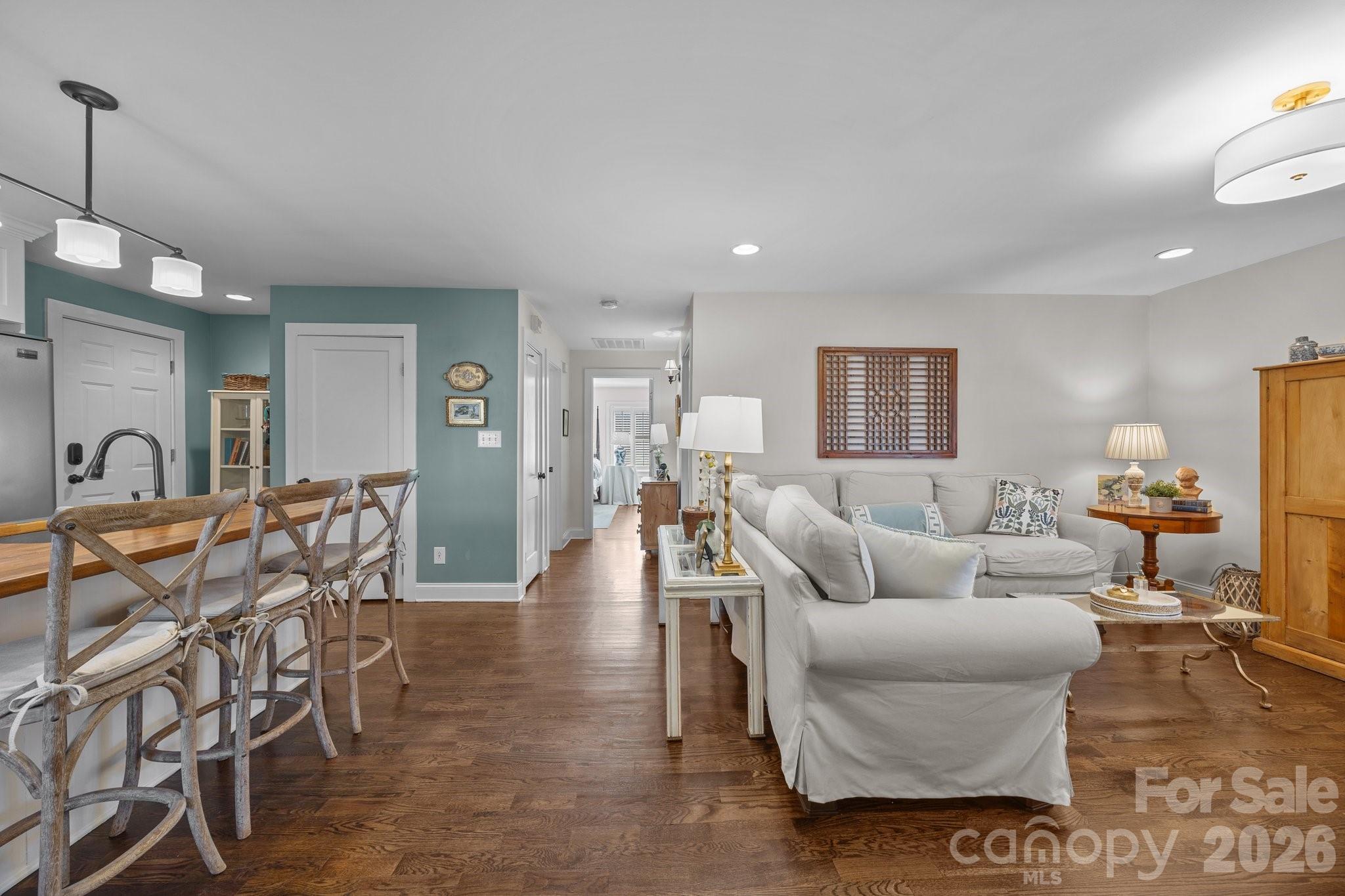 106 N Turner Avenue Property Photo 14