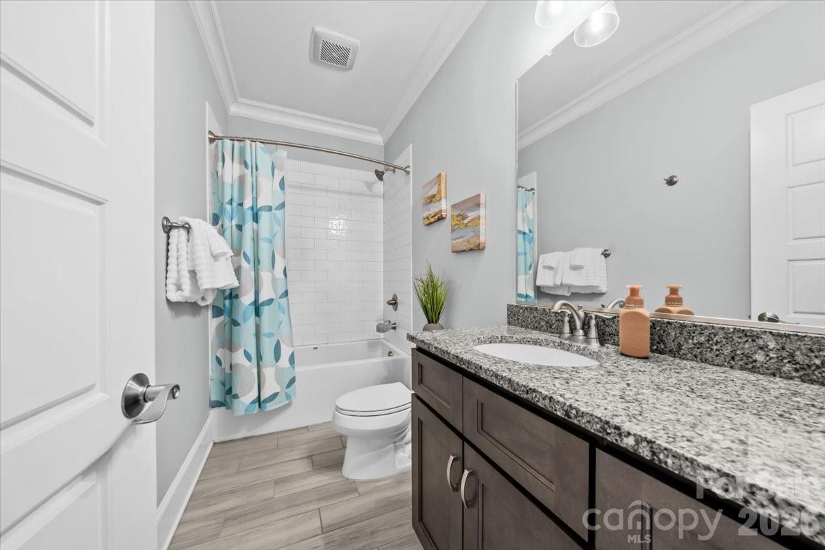 7105 Rae Farms Way 10 Property Photo 27