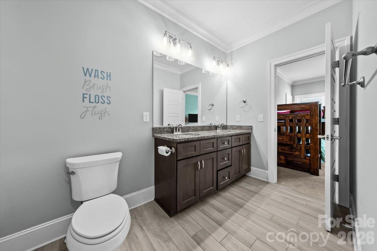 7105 Rae Farms Way 10 Property Photo 32