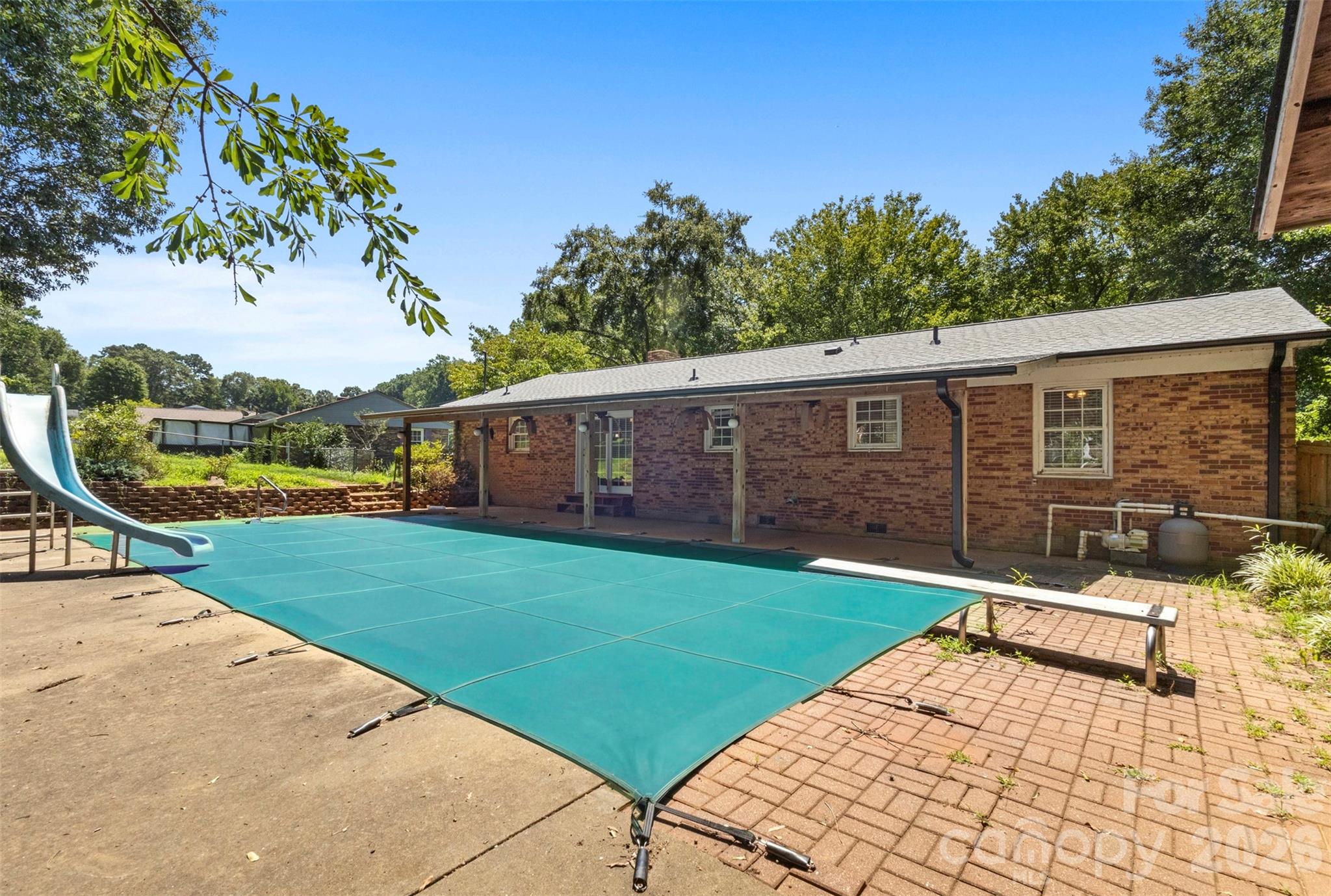 320 Amhurst Drive Property Photo 23