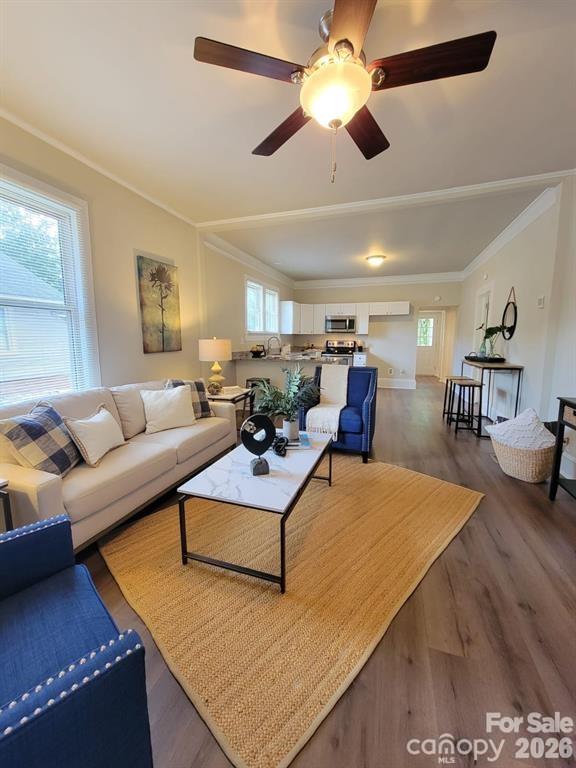 518 Milton L Taylor Street Property Photo 7