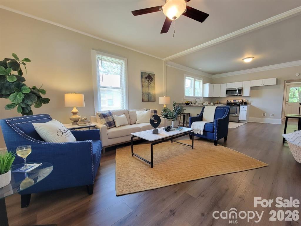 518 Milton L Taylor Street Property Photo 8
