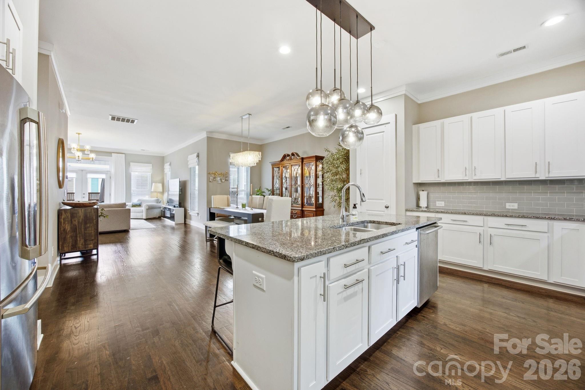 863 Academy Street Property Photo 5
