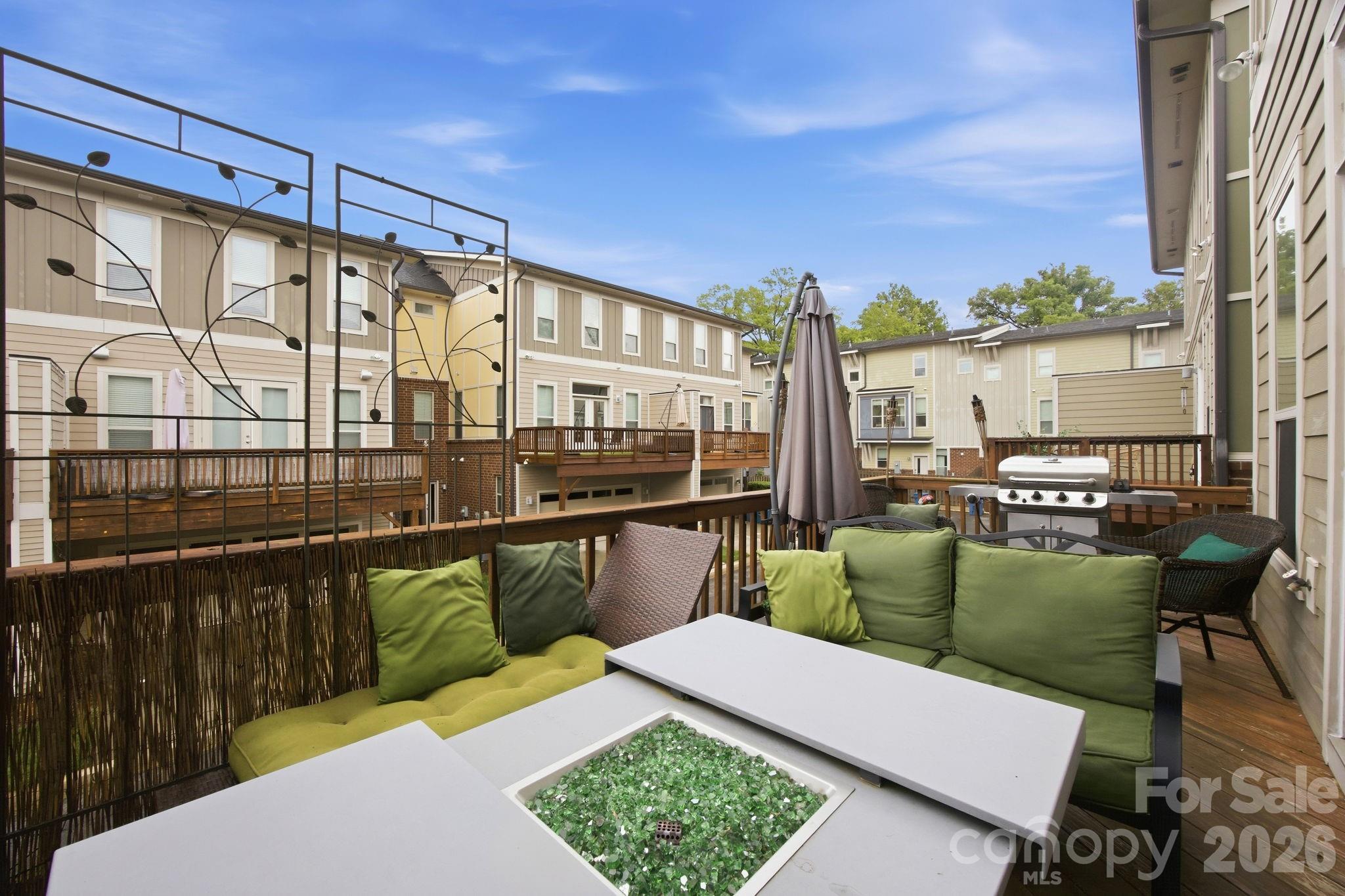 863 Academy Street Property Photo 13