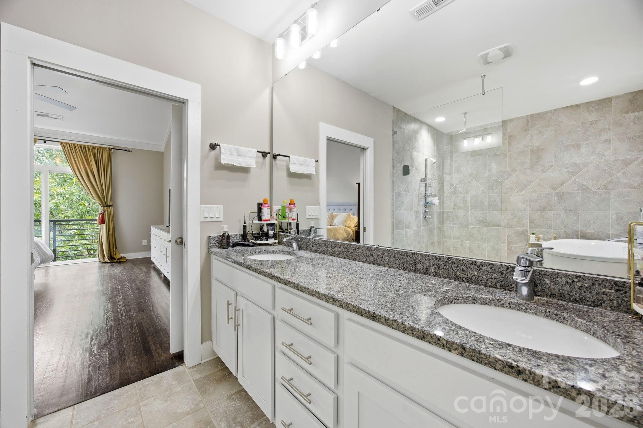 863 Academy Street Property Photo 17