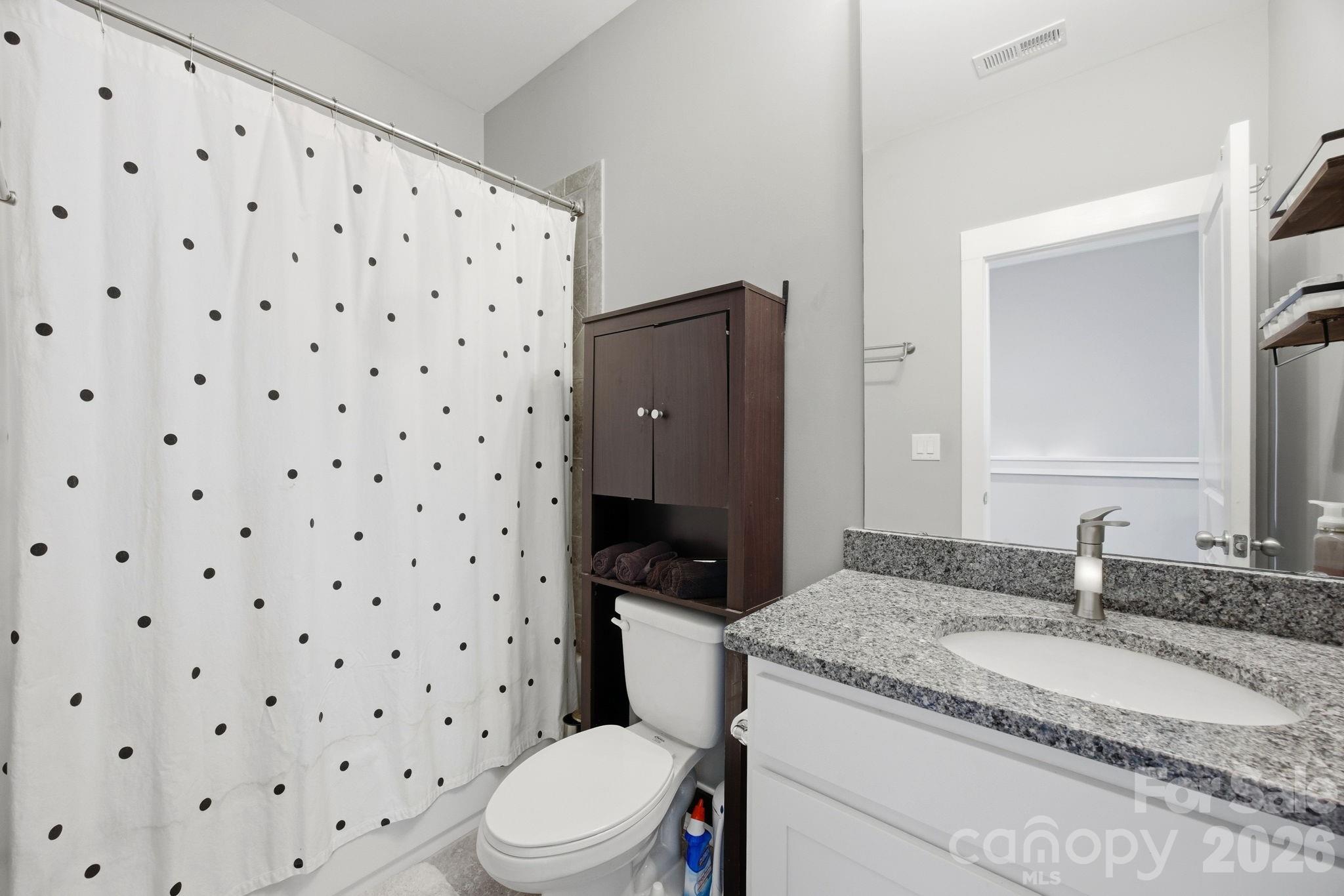 863 Academy Street Property Photo 22