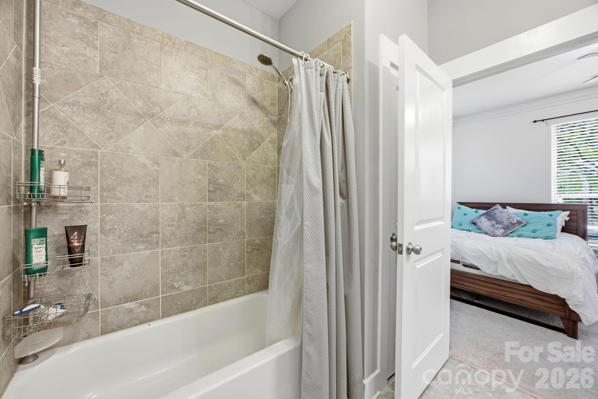 863 Academy Street Property Photo 30