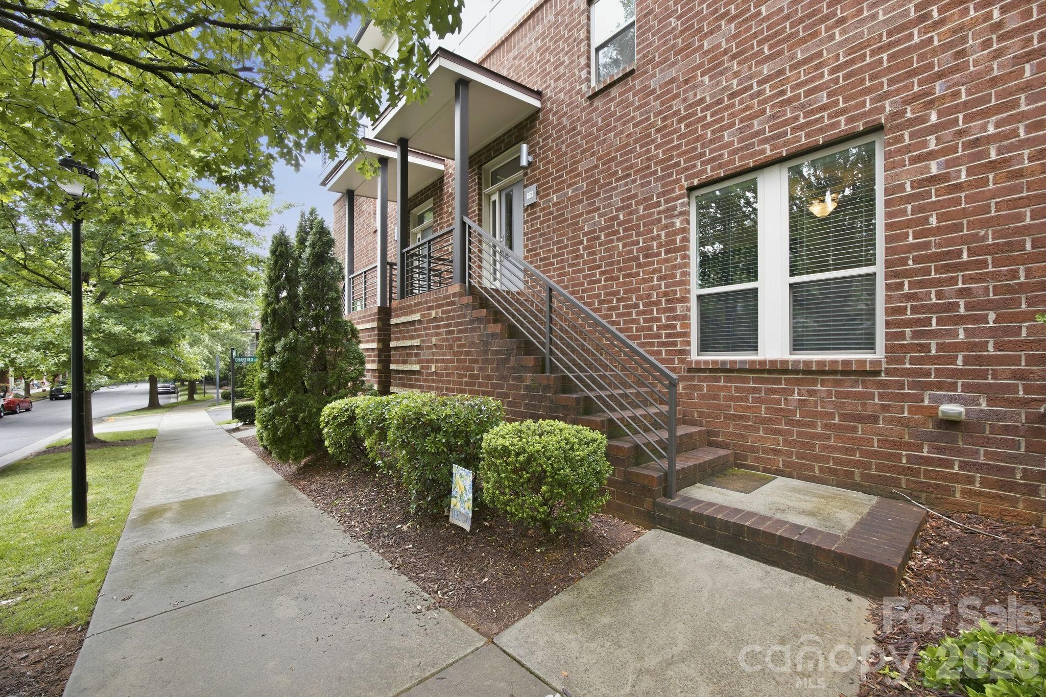 863 Academy Street Property Photo 33