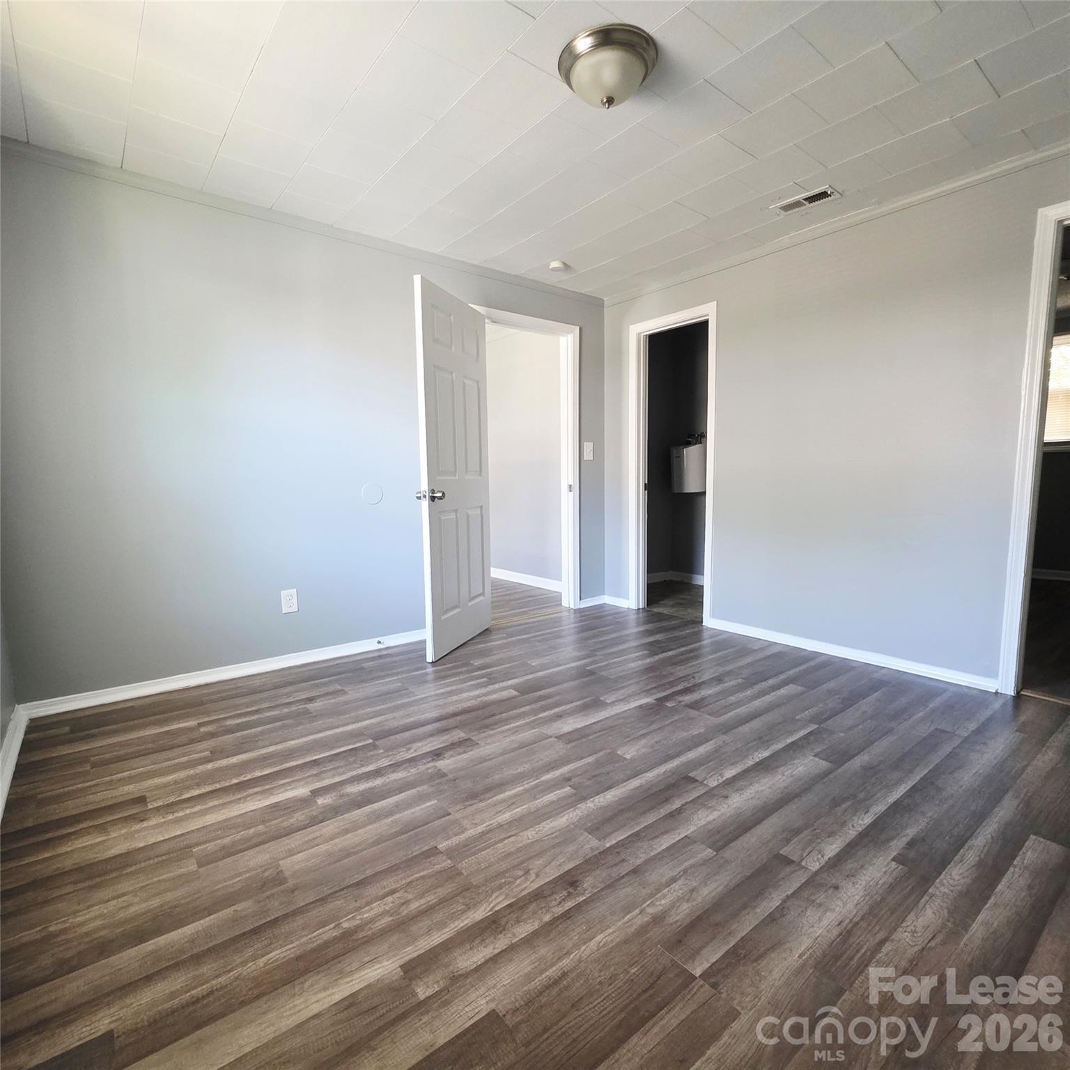 417 S Emerson Street 13 Property Photo 3
