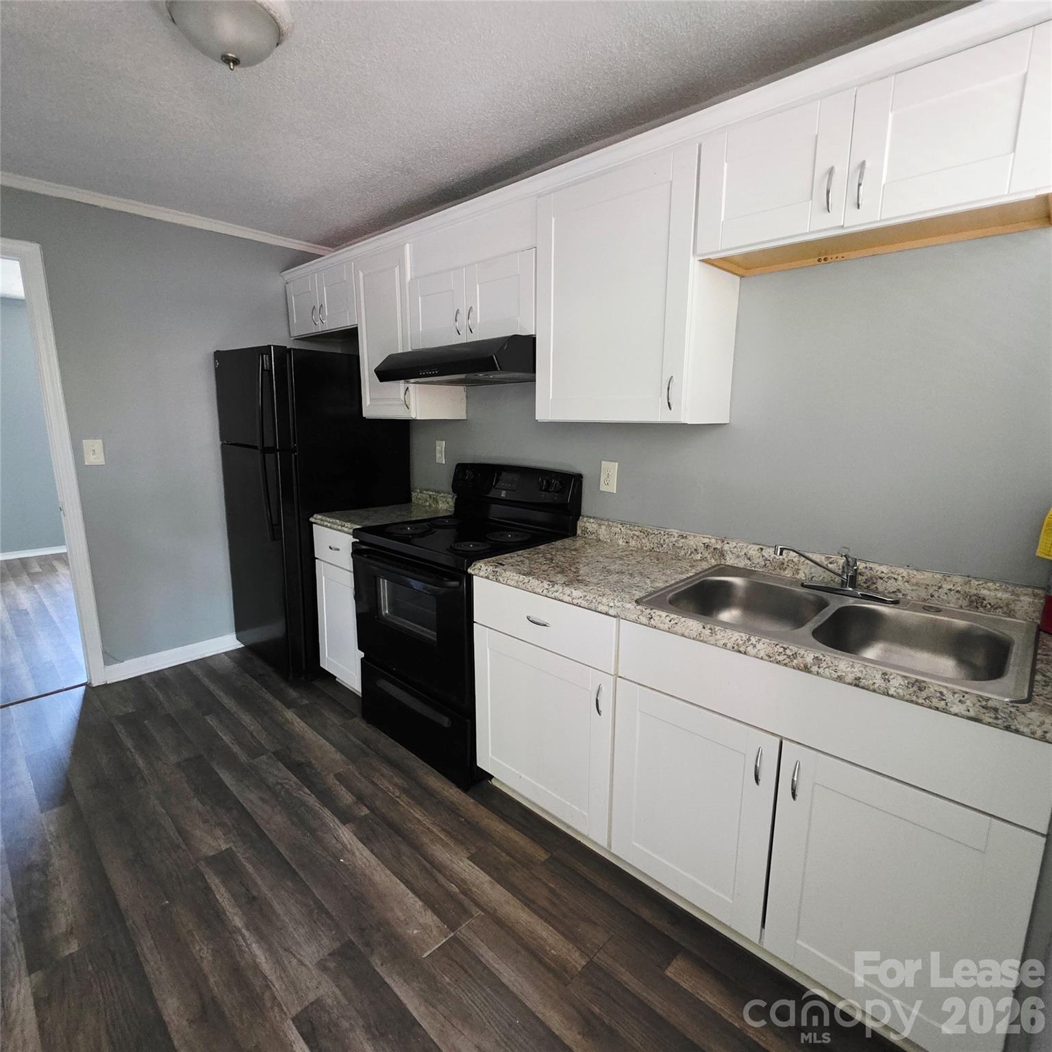 417 S Emerson Street 13 Property Photo 4