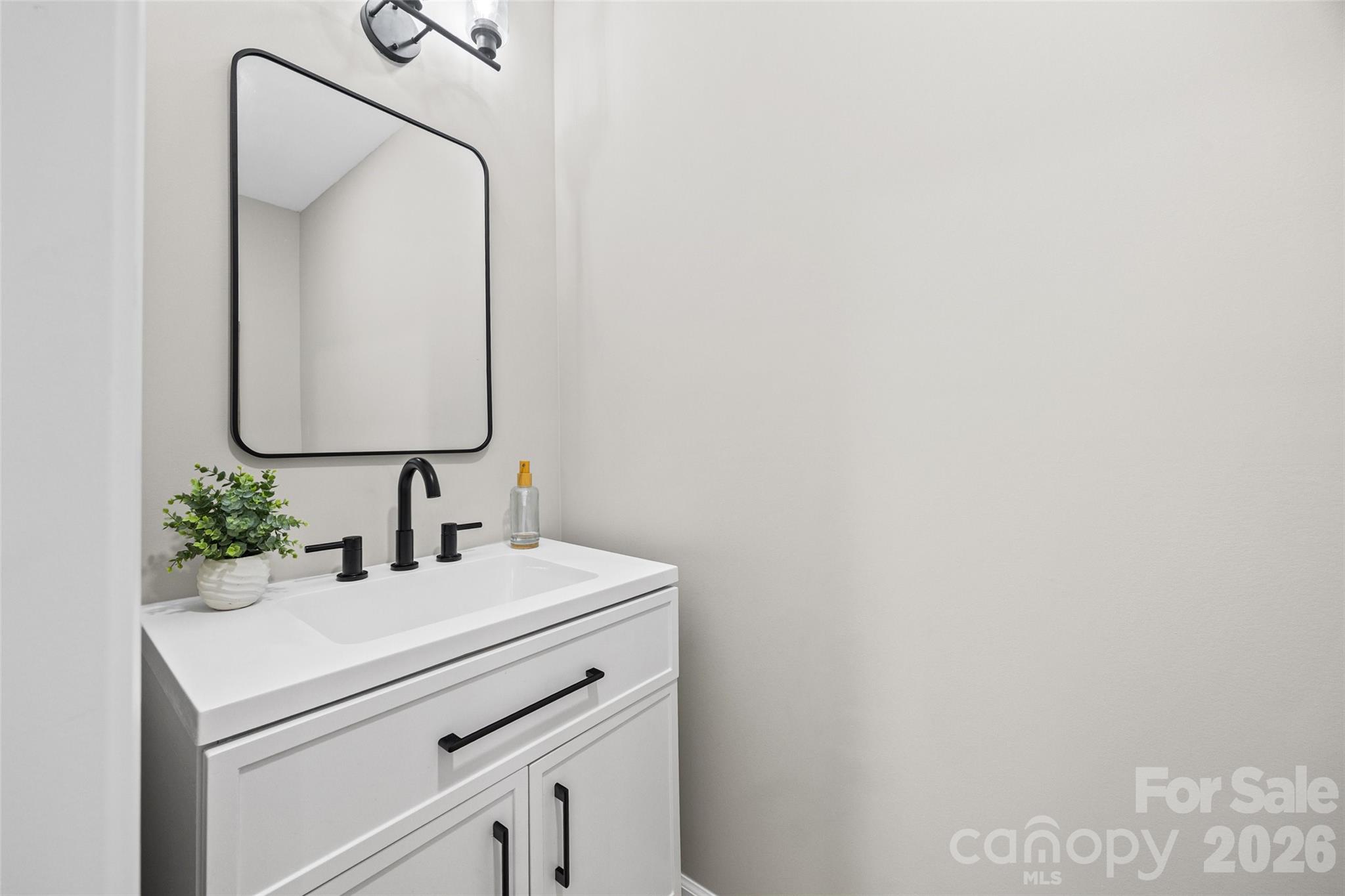 434 Sunnyside Drive Property Photo 22