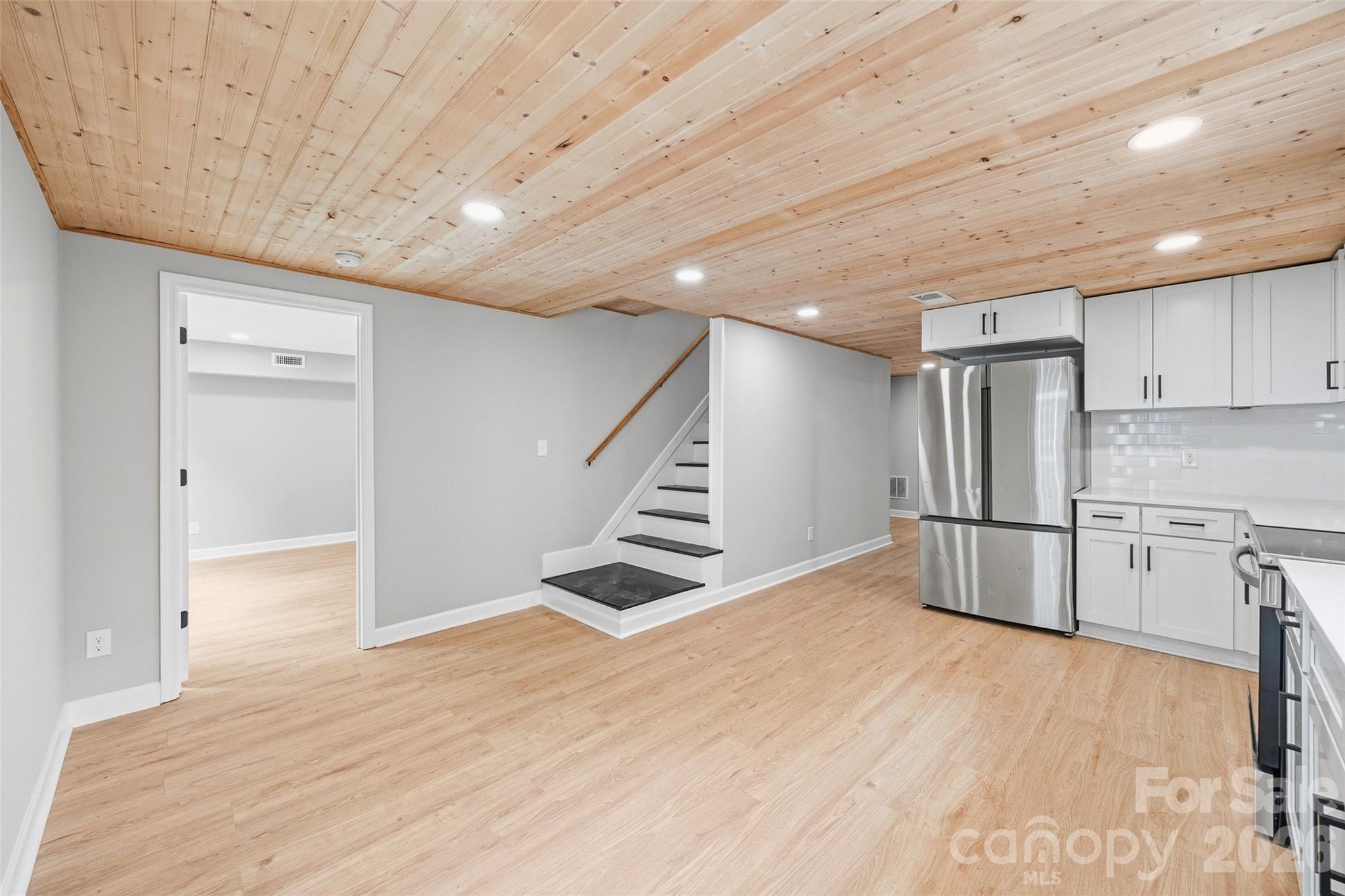 434 Sunnyside Drive Property Photo 25