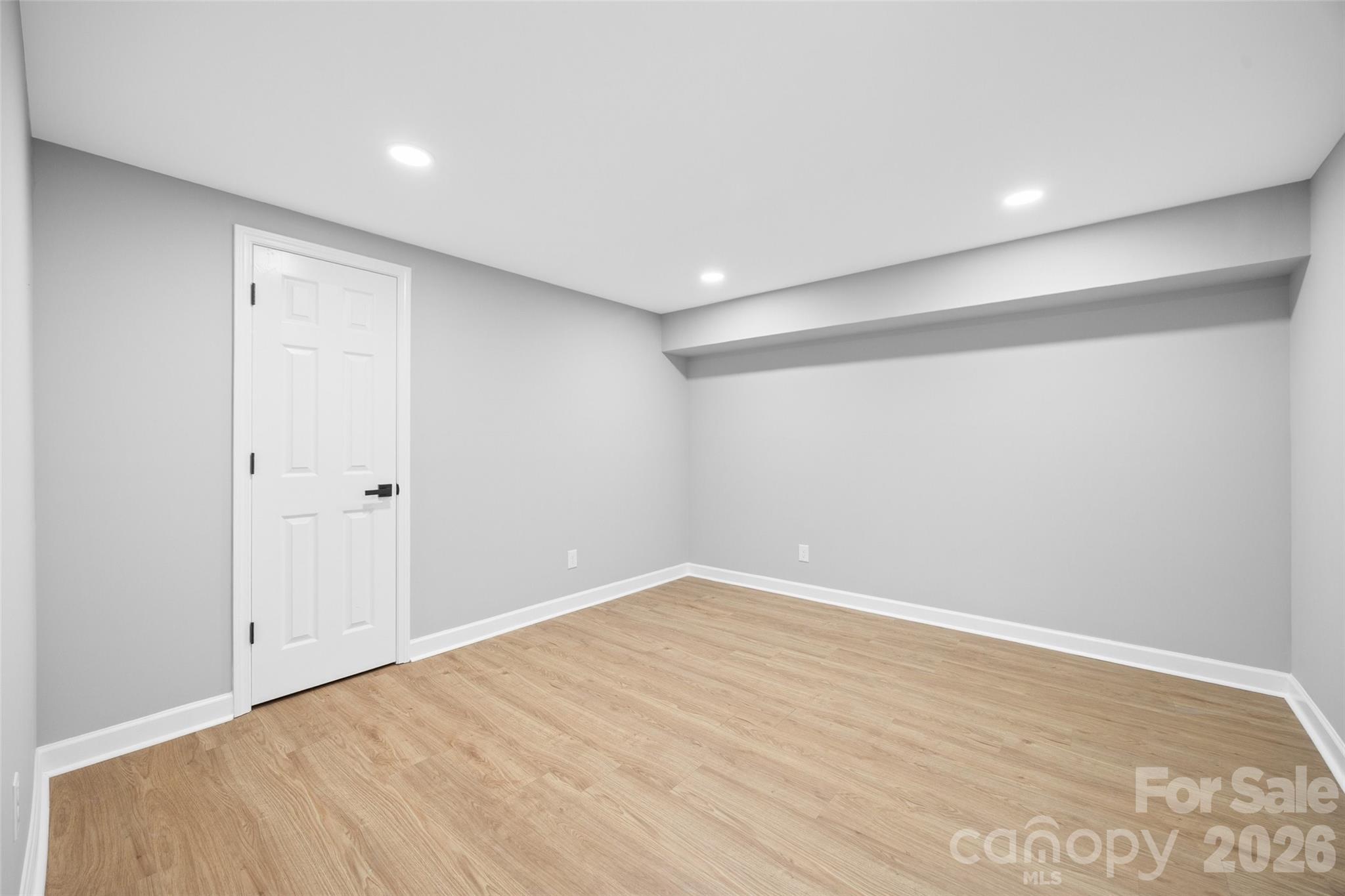 434 Sunnyside Drive Property Photo 28