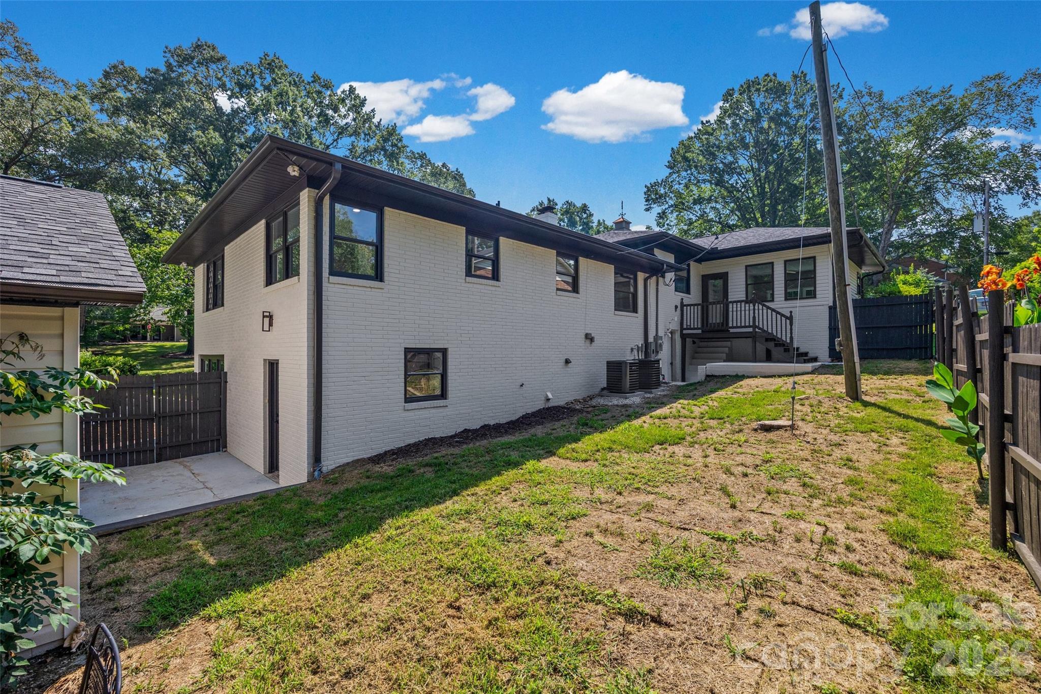 434 Sunnyside Drive Property Photo 31