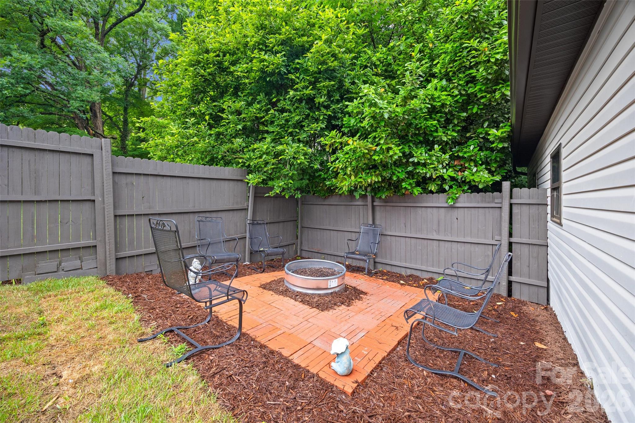 434 Sunnyside Drive Property Photo 33